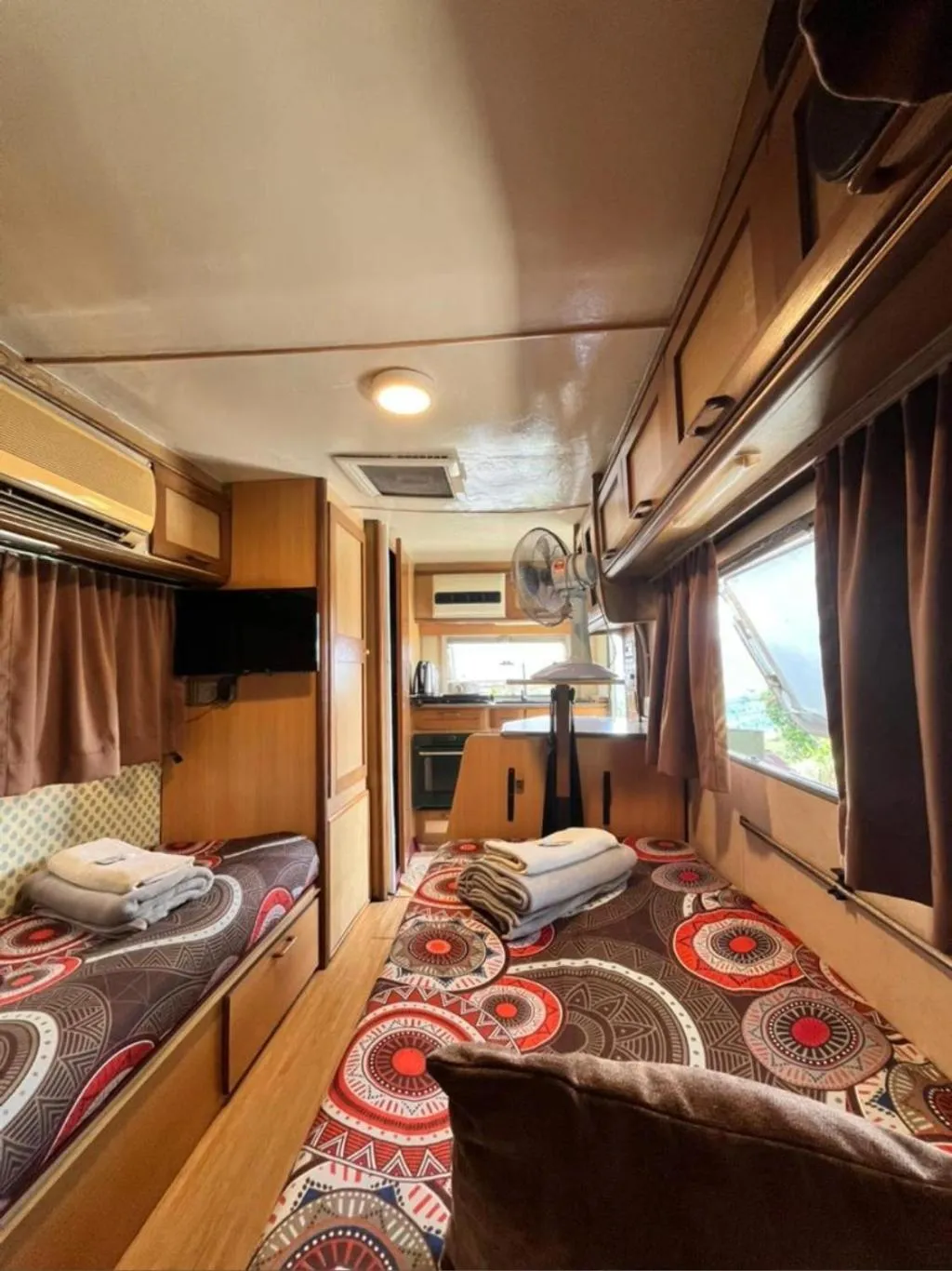 Bed in KUNDASANG MOUNT GARDEN