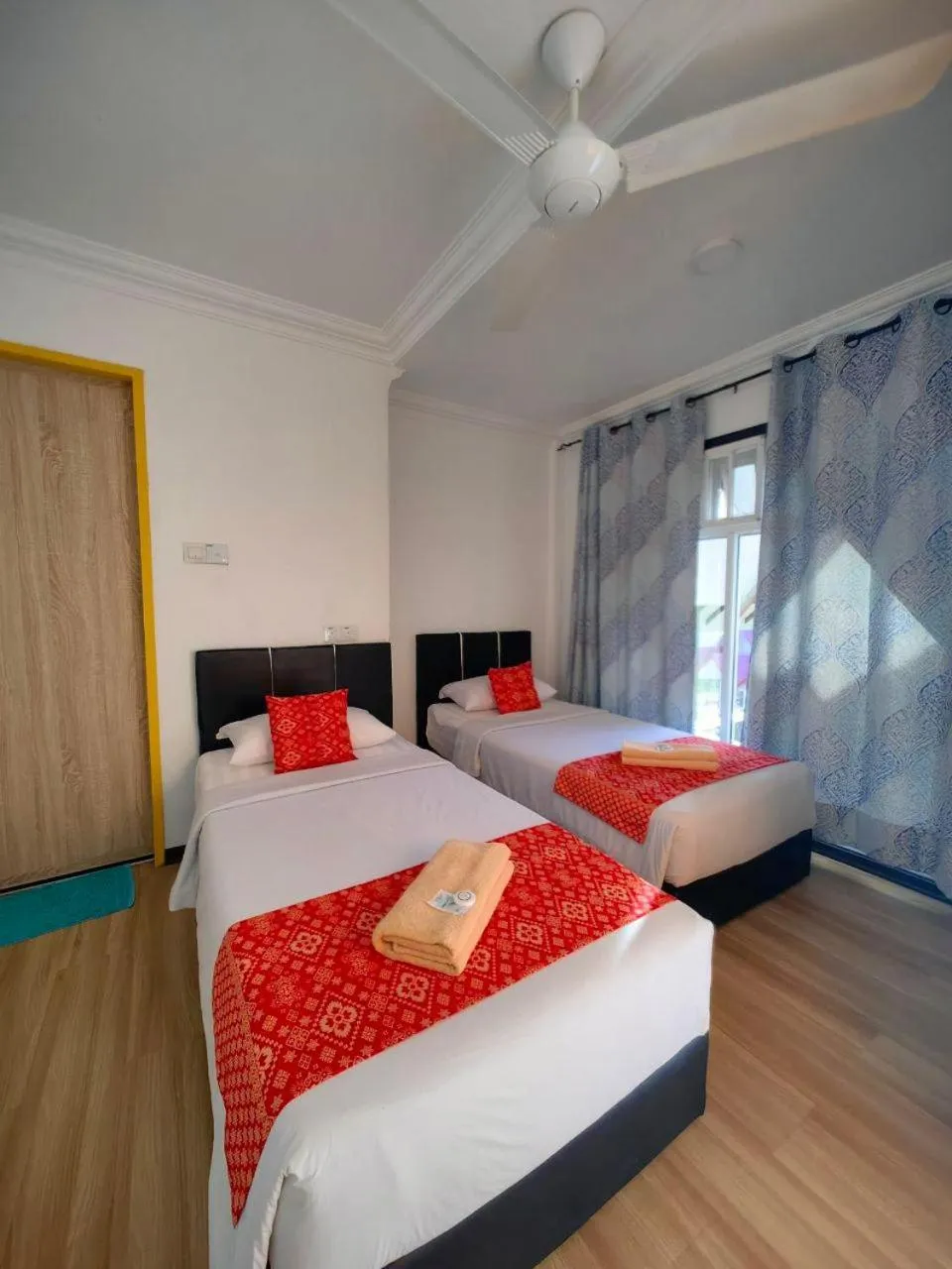 Bed in KUNDASANG MOUNT GARDEN