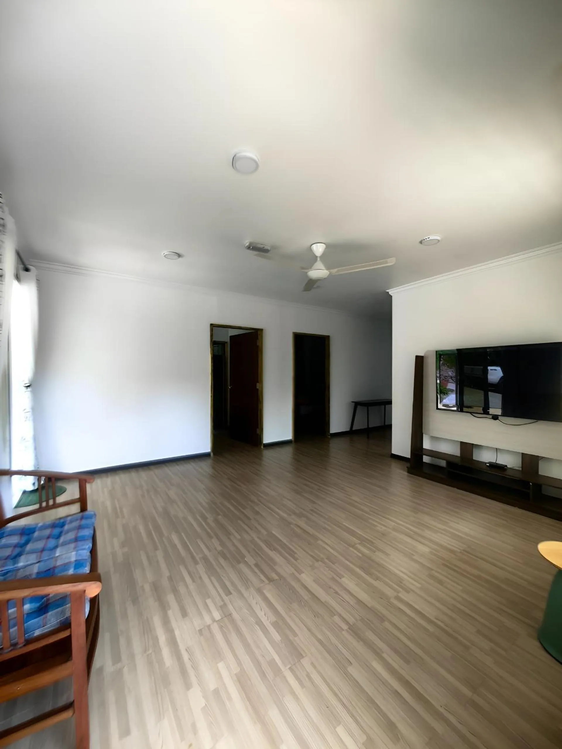 TV and multimedia in KUNDASANG MOUNT GARDEN