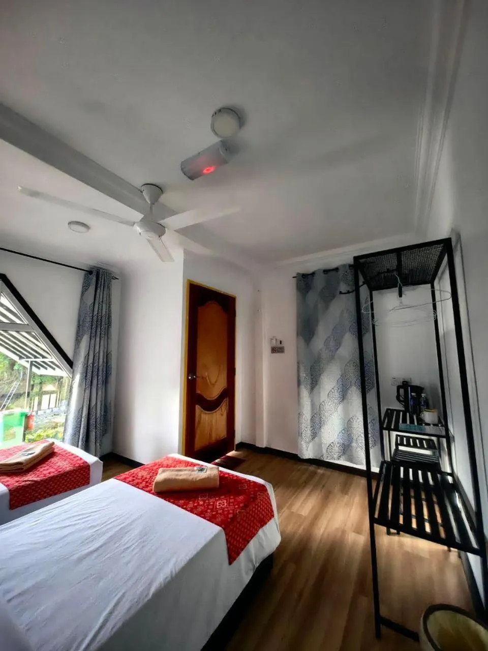 Bed in KUNDASANG MOUNT GARDEN