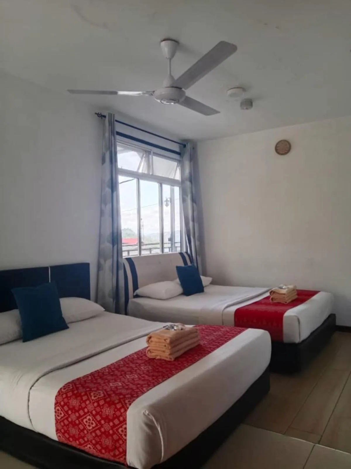 Bed in KUNDASANG MOUNT GARDEN