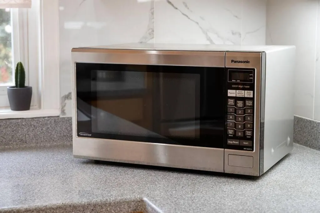 Stunning 2BR w/ 1BA Home near BART