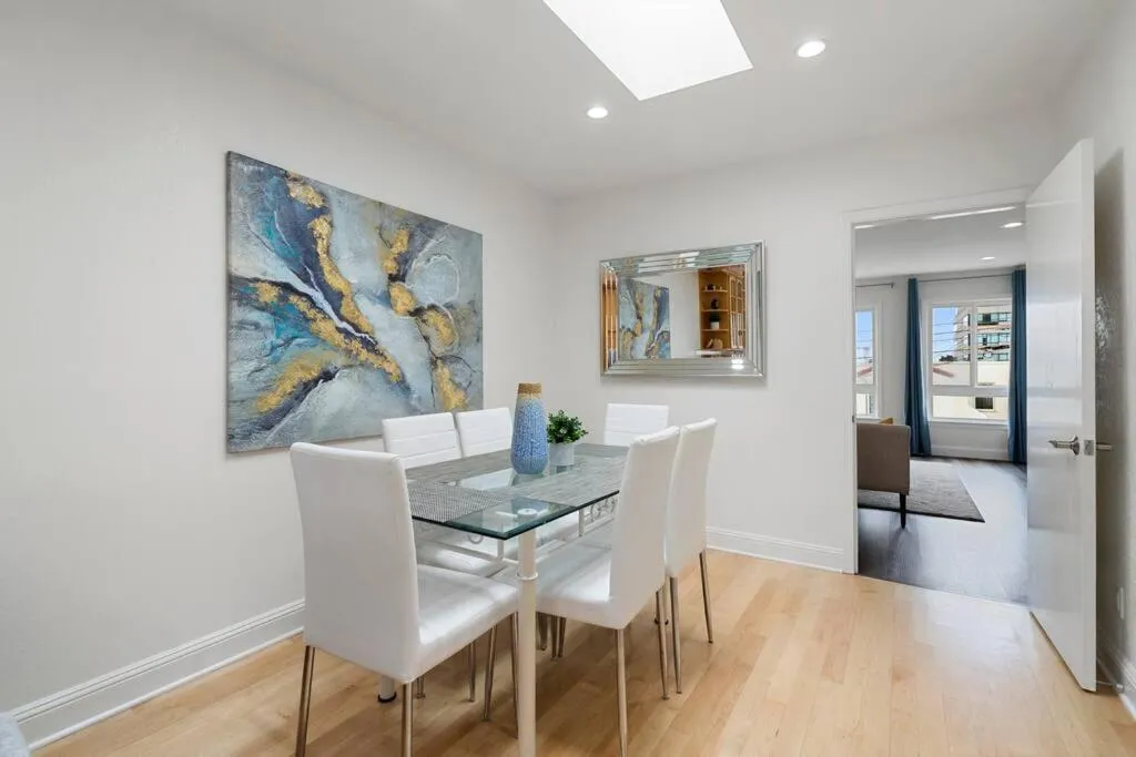 Stunning 2BR w/ 1BA Home near BART