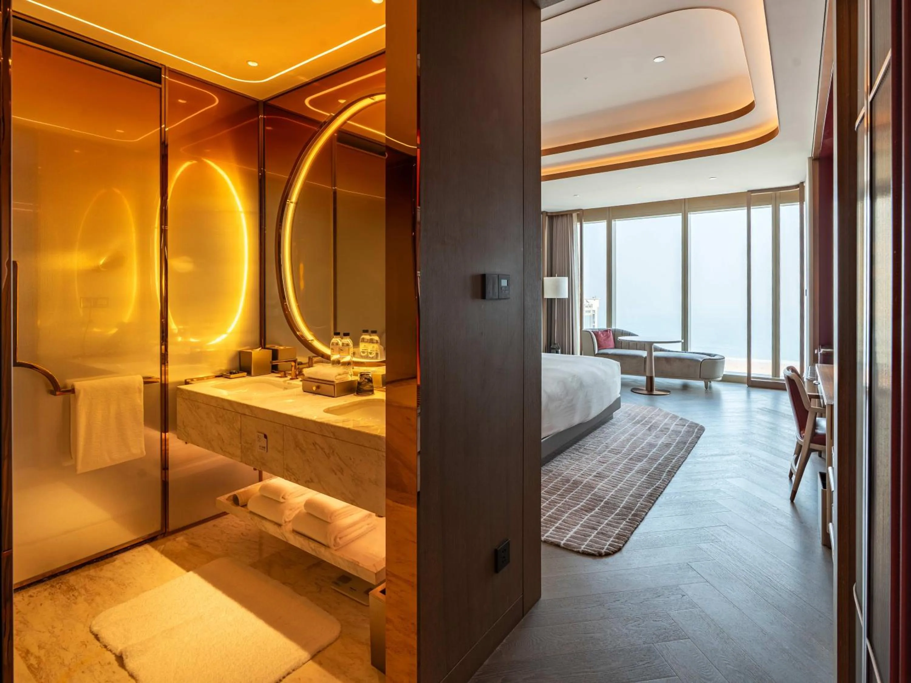 Photo of the whole room, Bed in MGM Qingdao