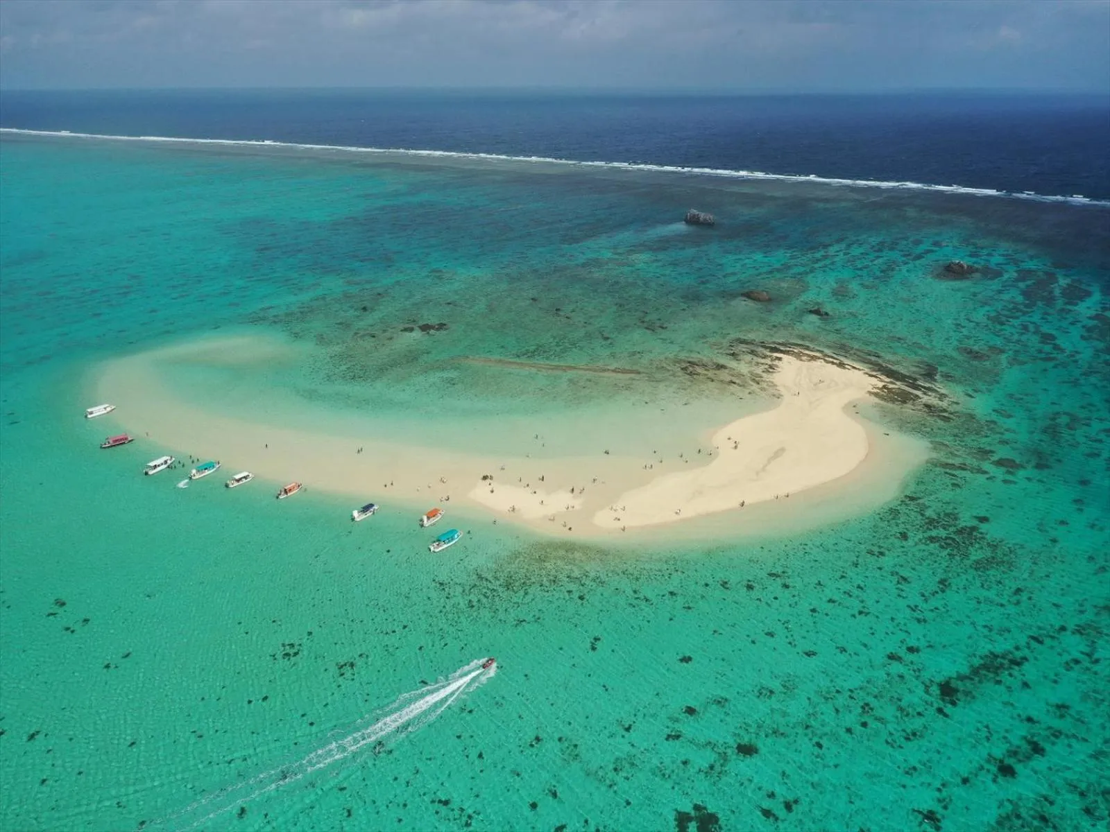 Snorkeling in Cottage Do