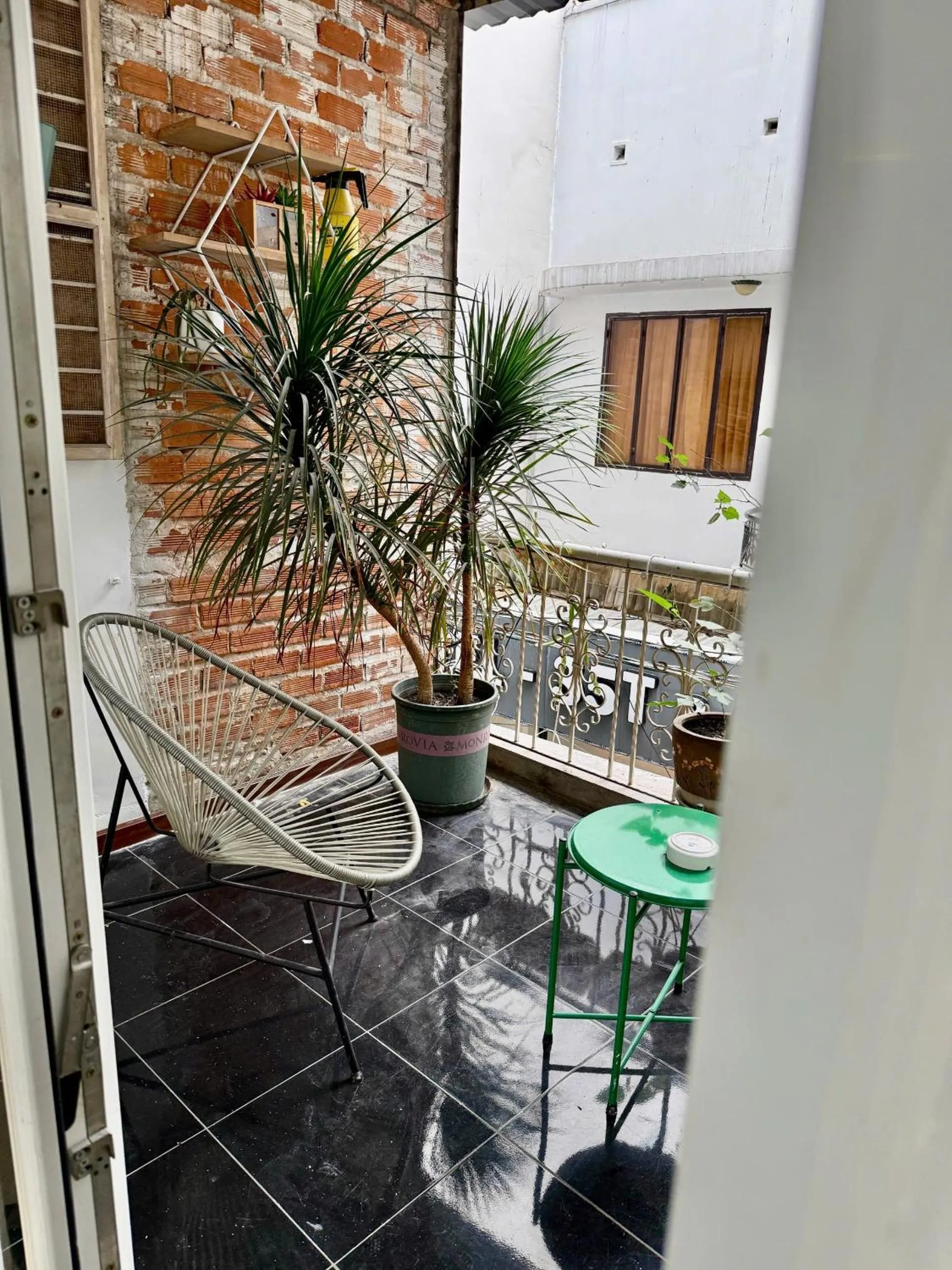 Balcony/Terrace in Lily Hostel
