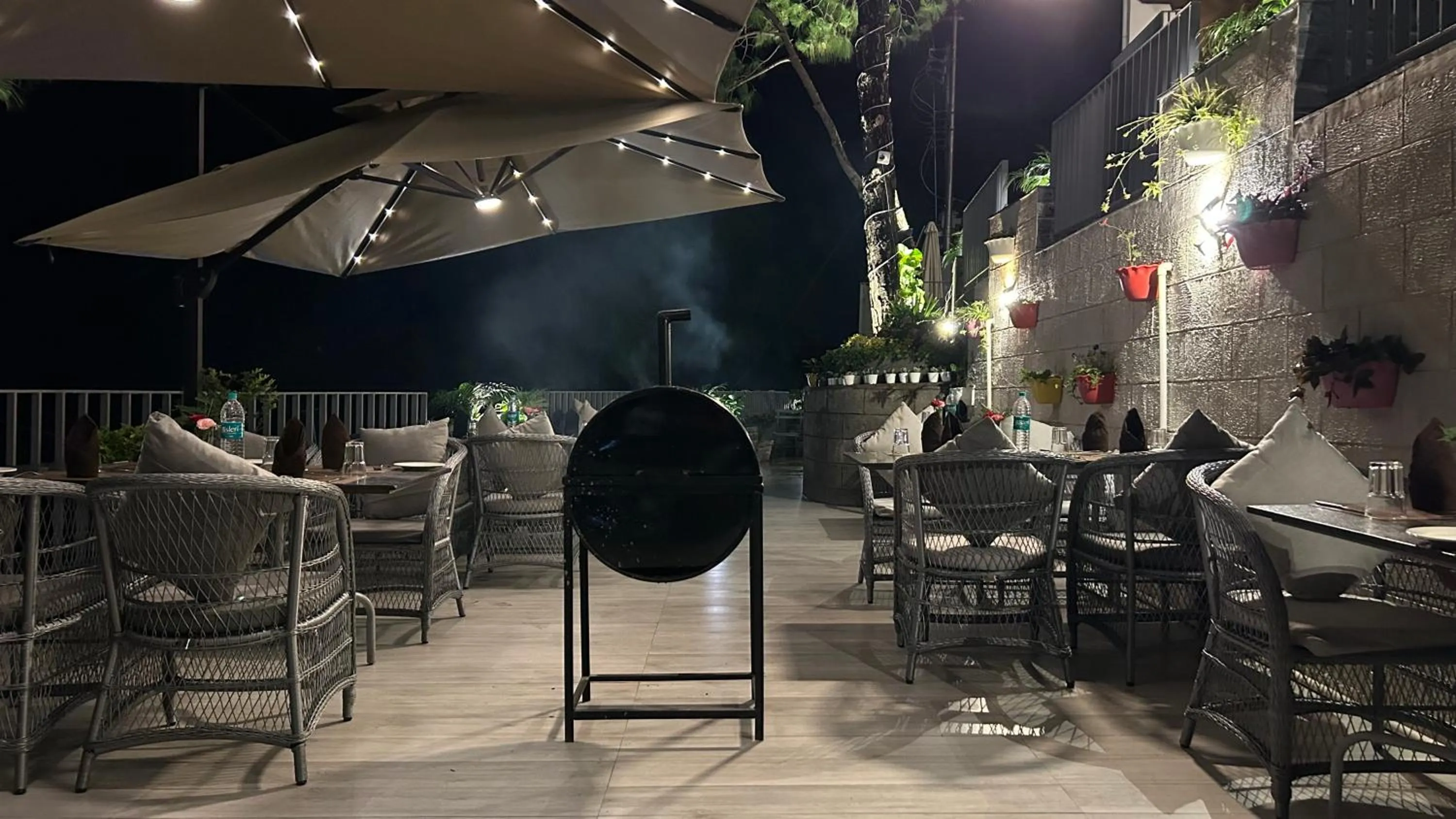 Restaurant/places to eat in OREN Kasauli