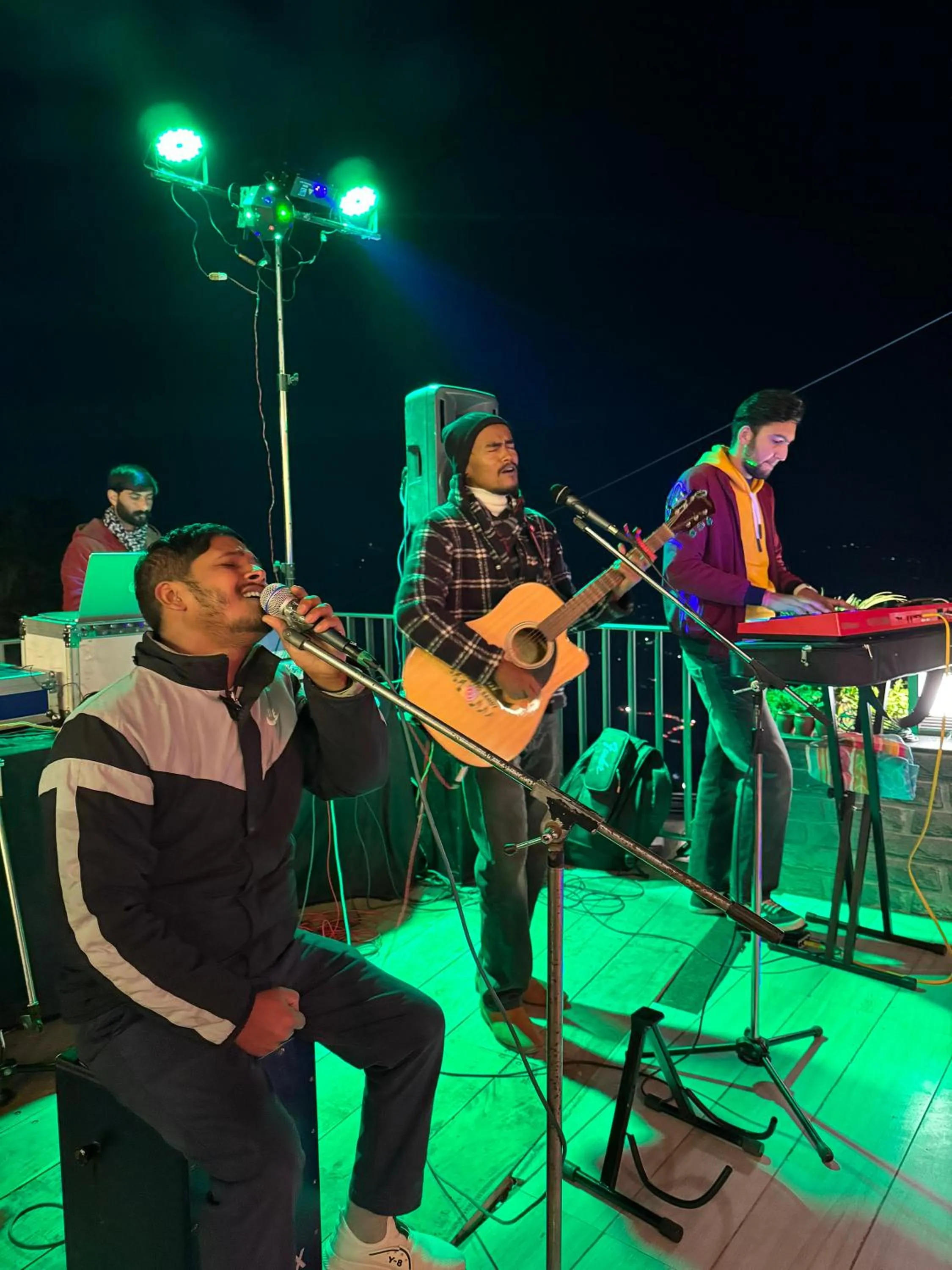 Restaurant/places to eat in OREN Kasauli