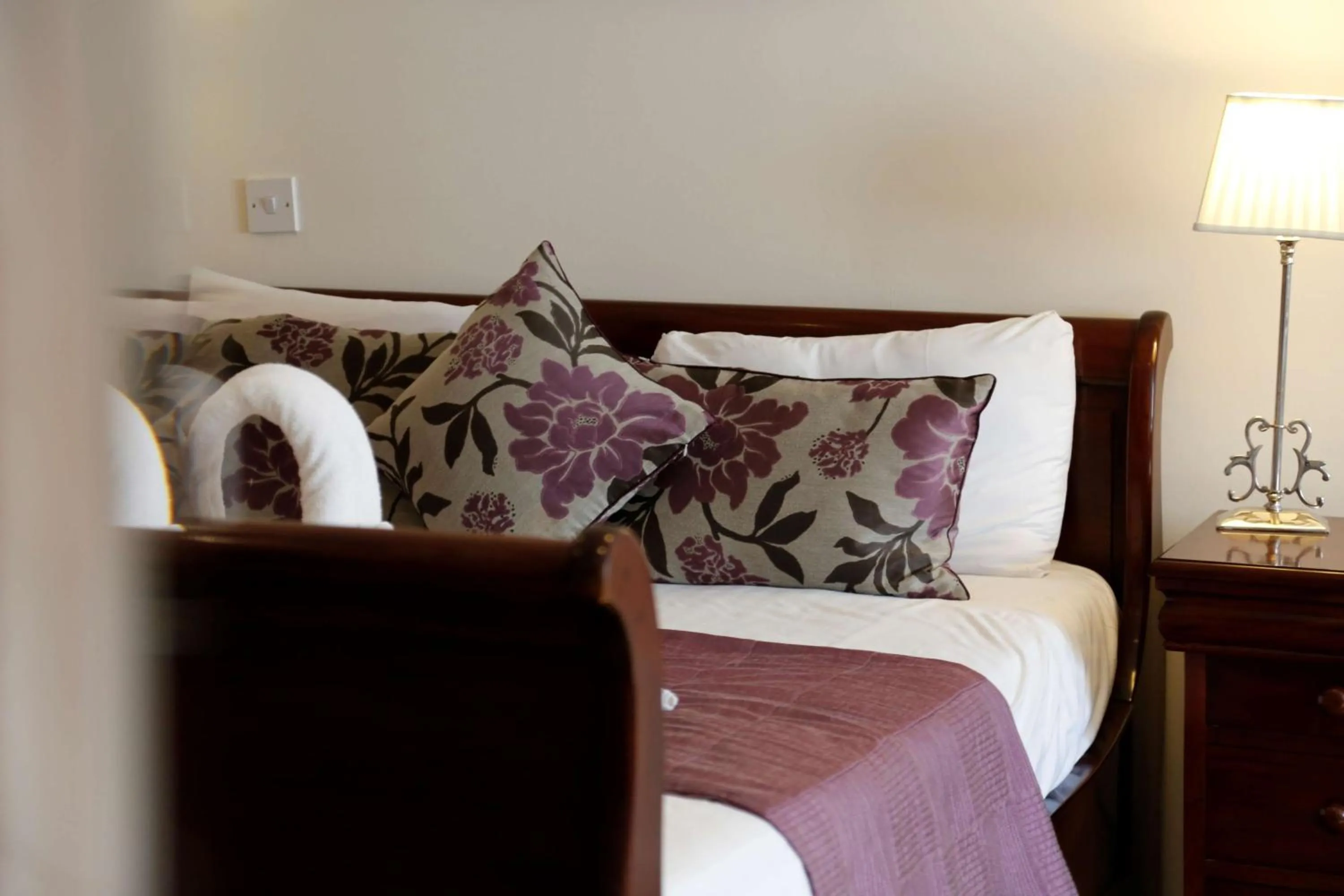 Photo of the whole room, Seating Area in Best Western Buckingham Hotel