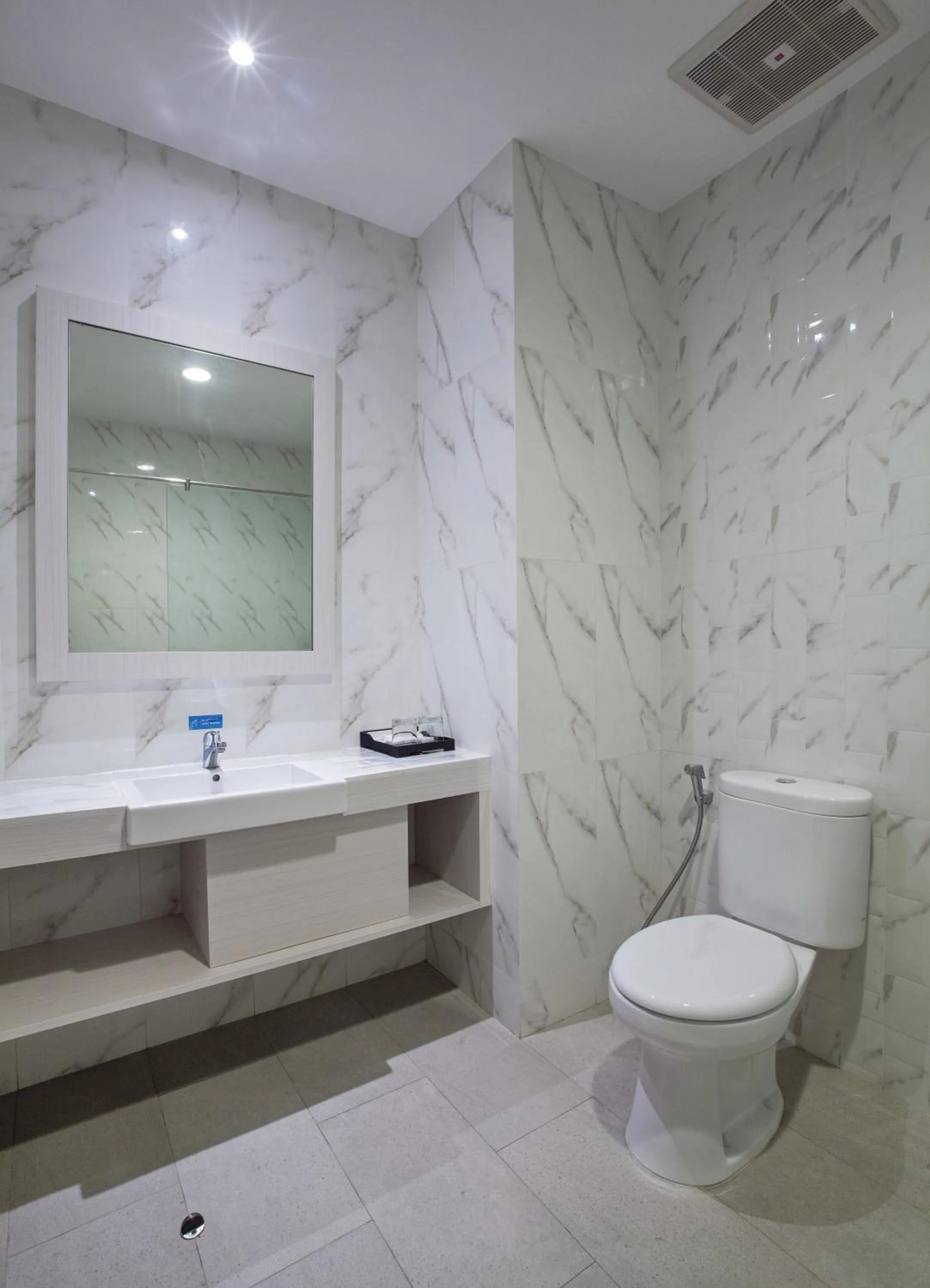 Bathroom in Dafam Resort Belitung