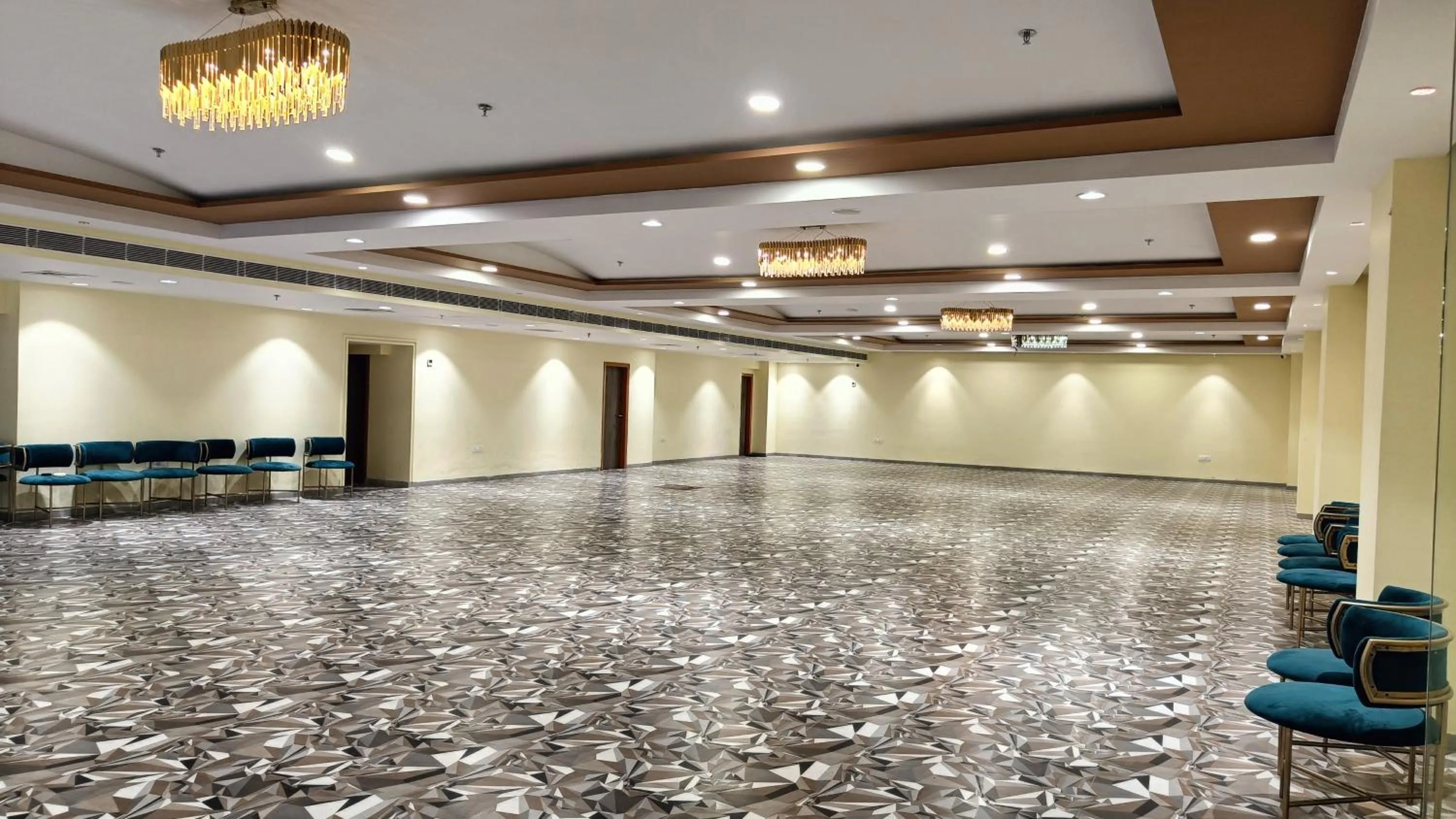 Banquet/Function facilities in Hotel Shubh Vilas