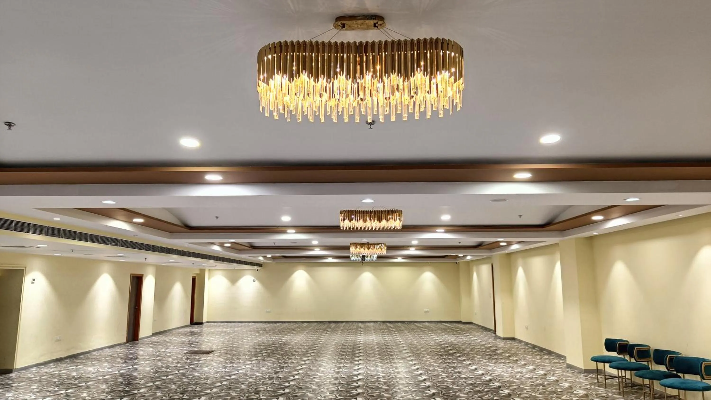 Banquet/Function facilities in Hotel Shubh Vilas