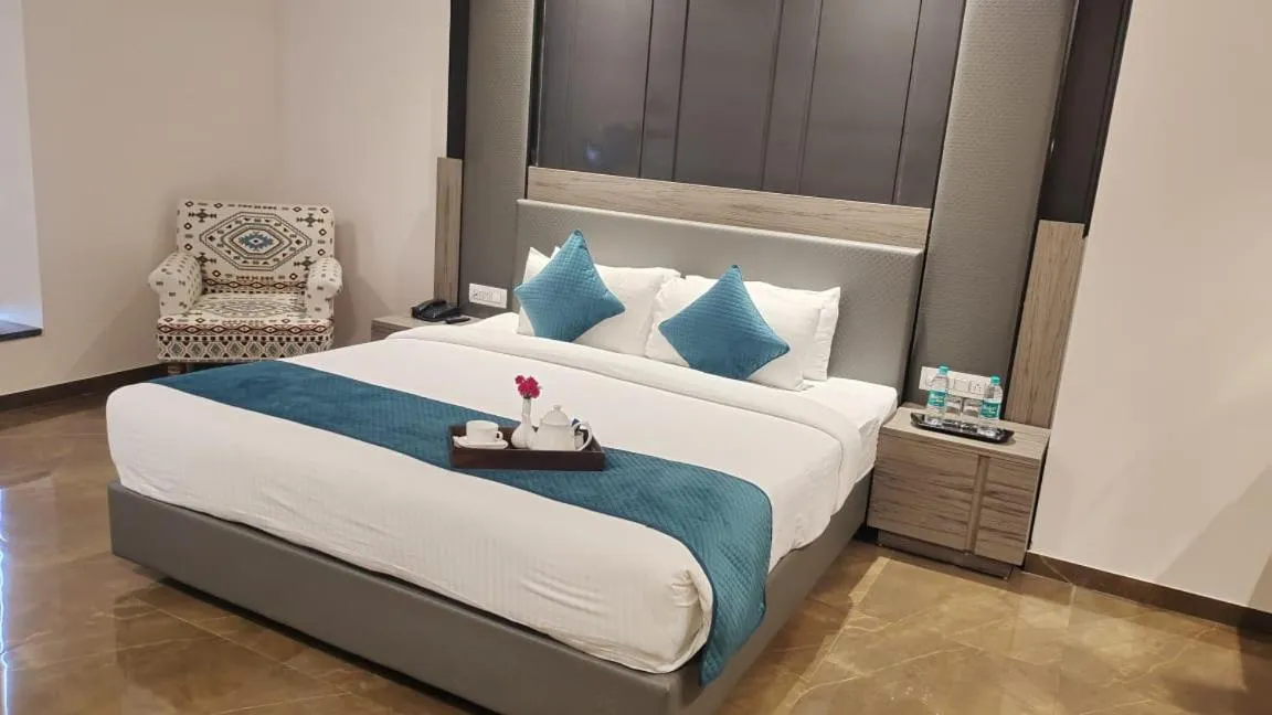 Bedroom in Hotel Shubh Vilas