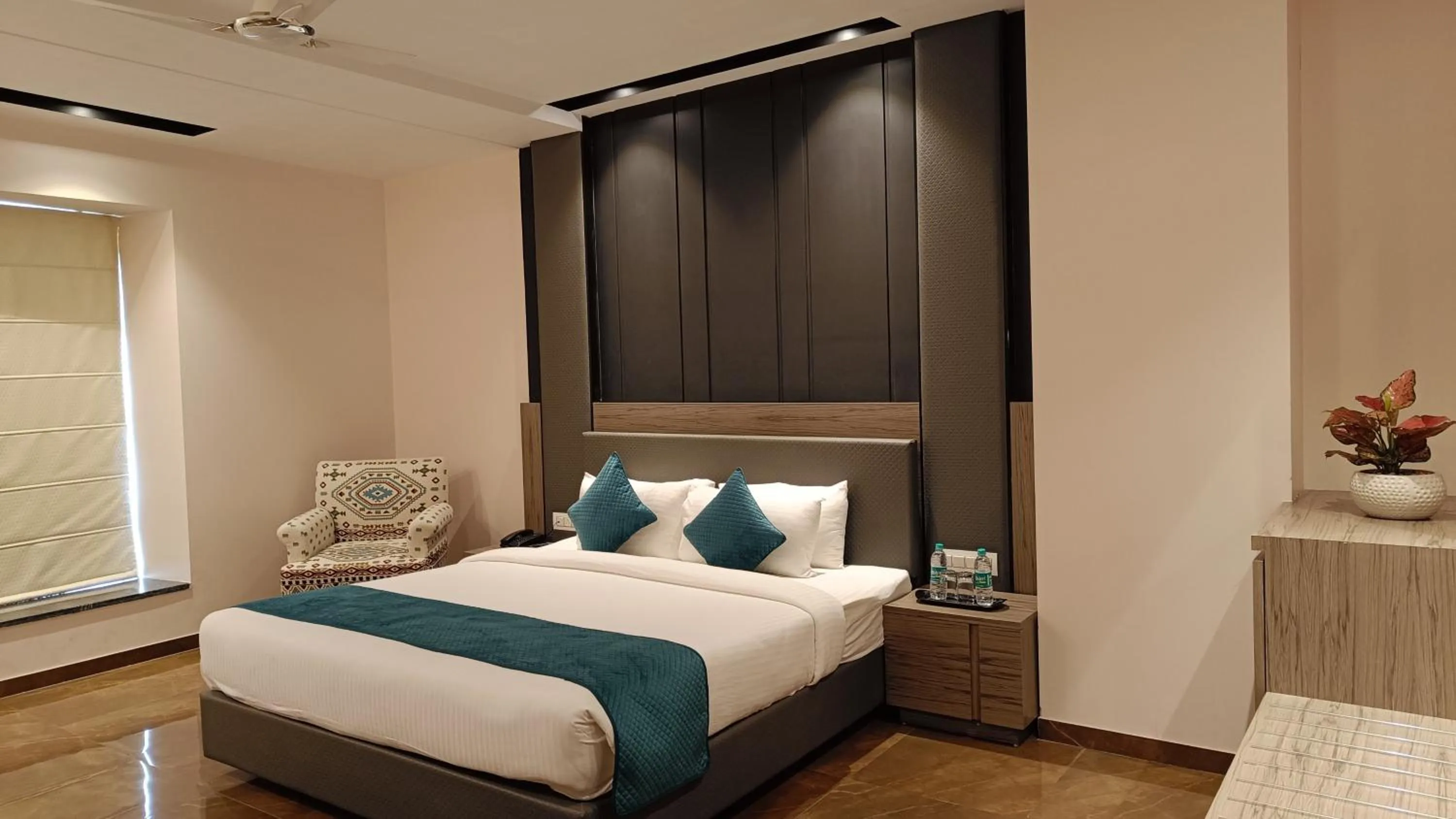 Bed in Hotel Shubh Vilas