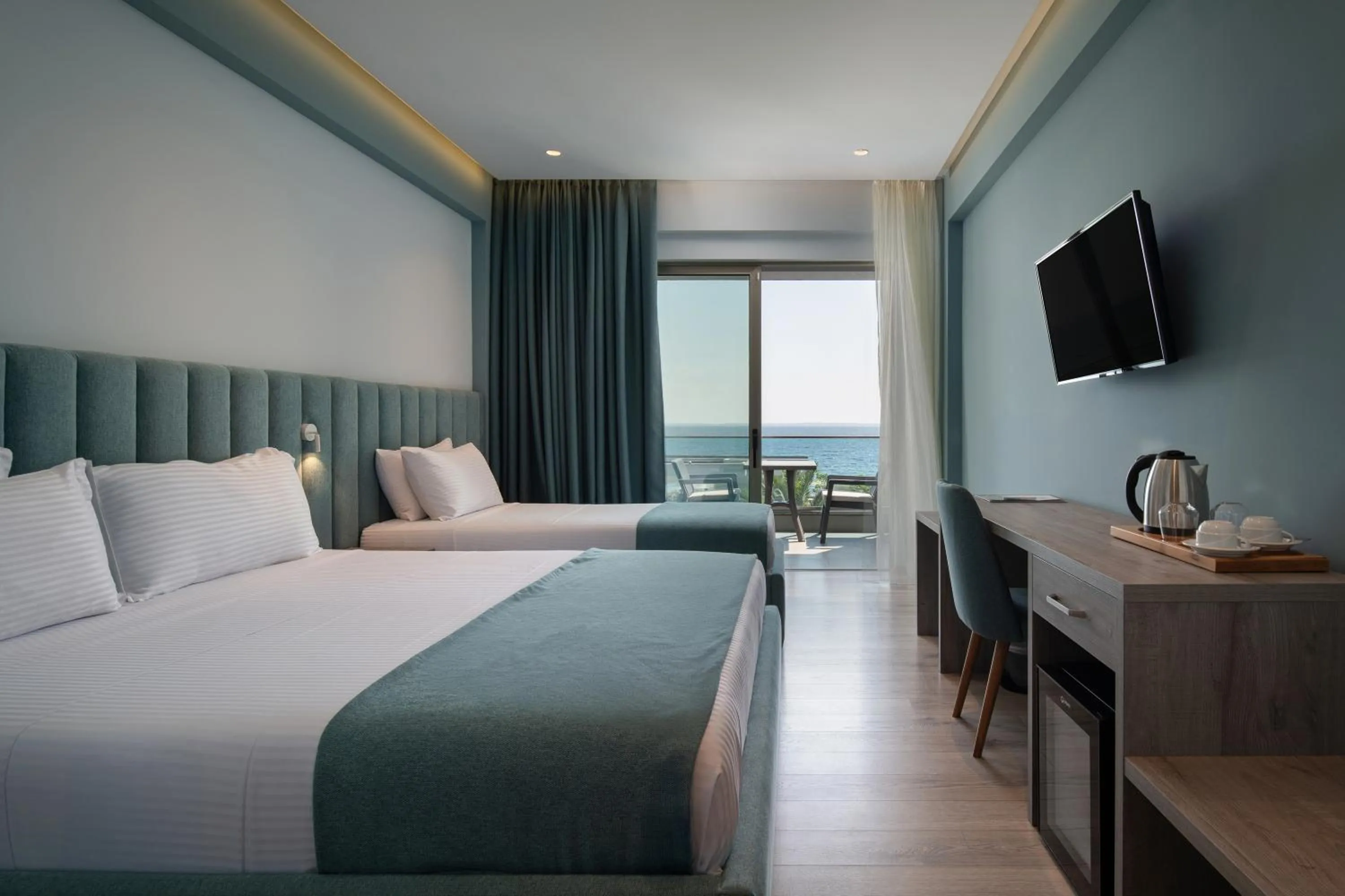 Bedroom, Bed in Sea Coast Resort Halkidiki