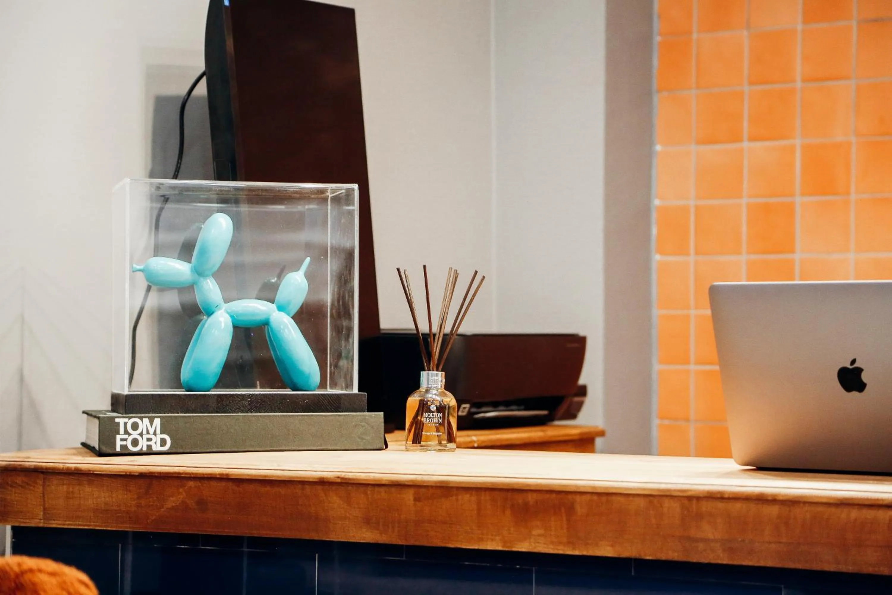 TV and multimedia in Istiklal Street Taksim House Yamalya Hotel