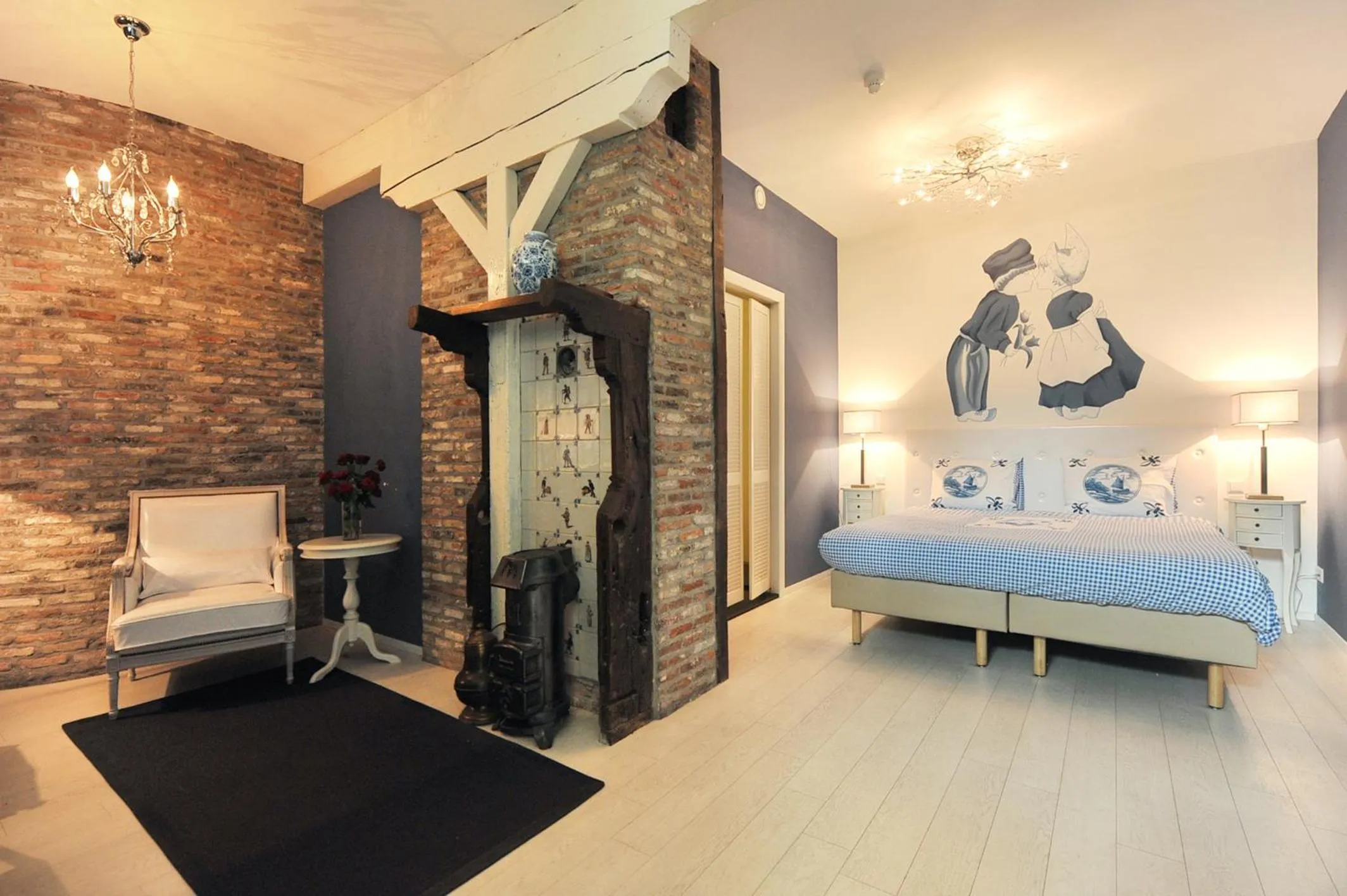 Bed in Hotel Johannes Vermeer Delft