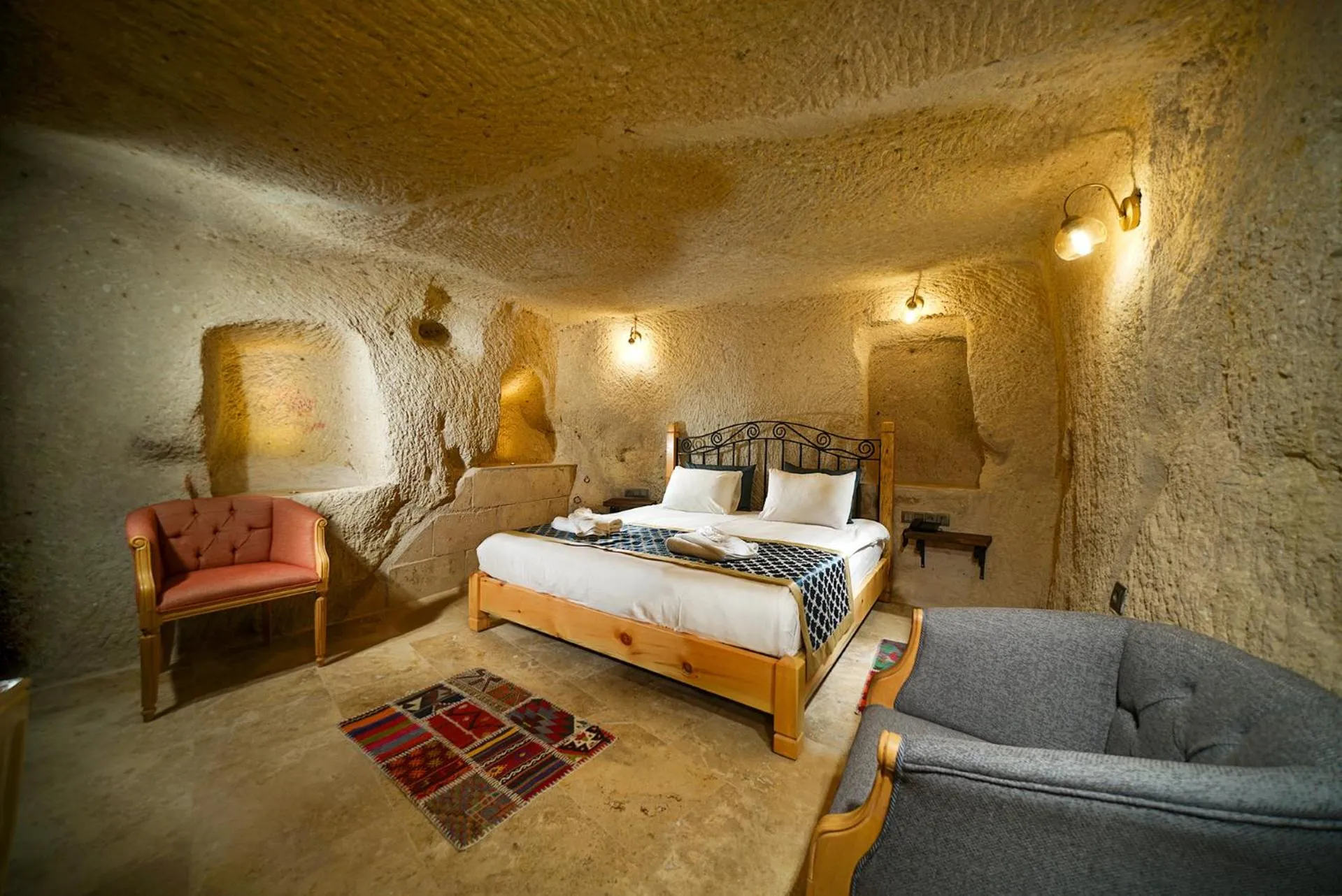 Bedroom, Bed in Caverna Hotel Premium Caves