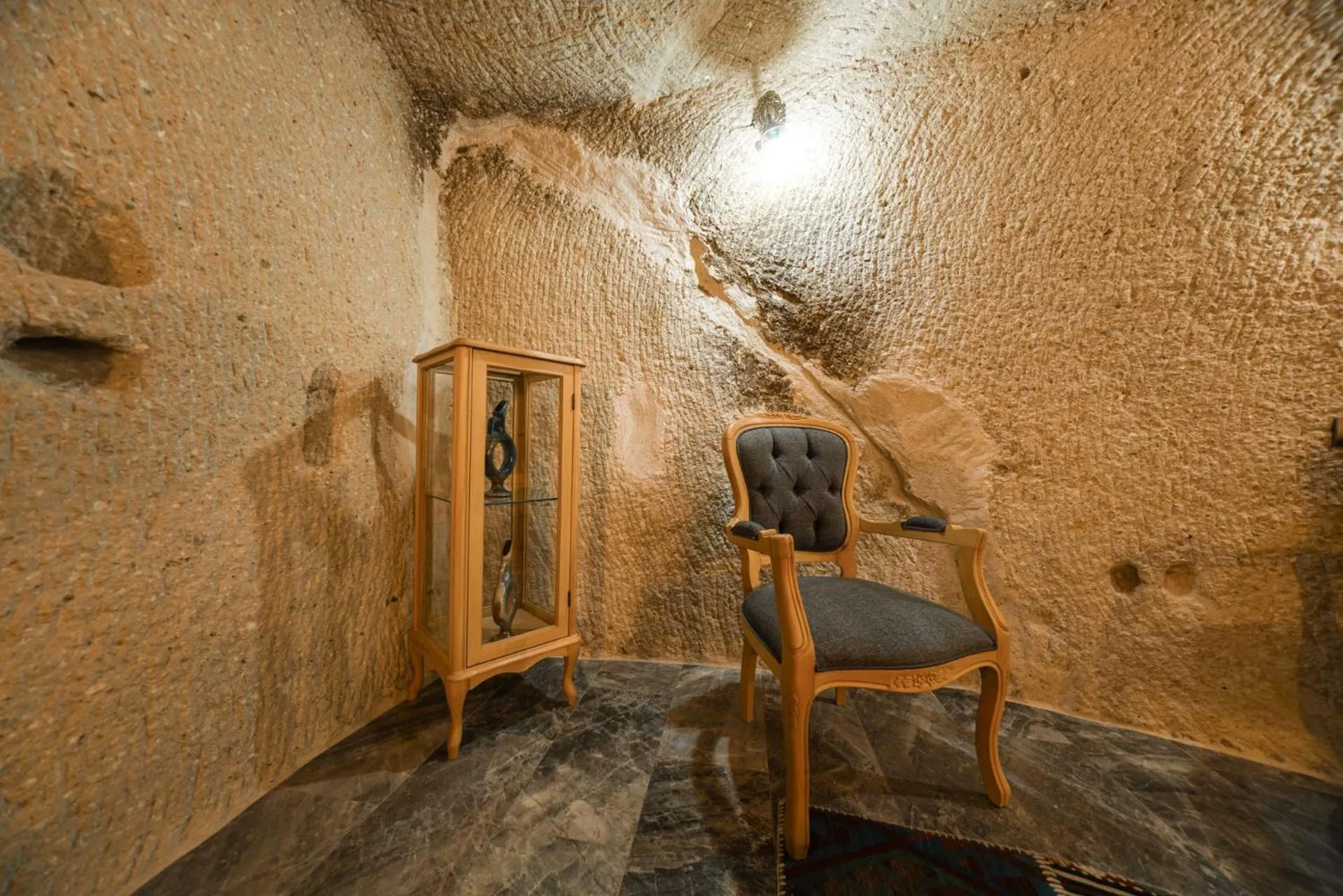 Seating area in Caverna Hotel Premium Caves