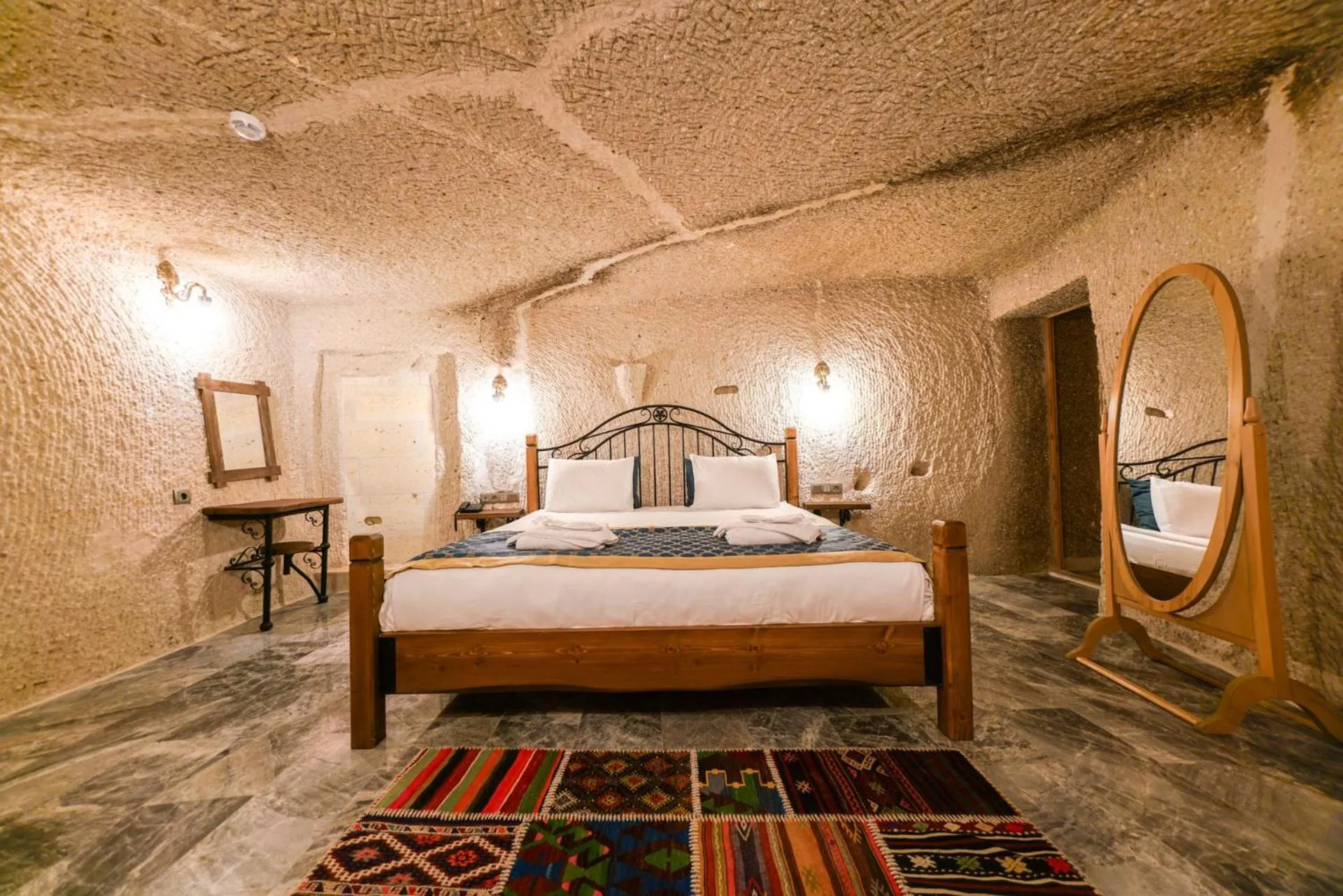 Bed in Caverna Hotel Premium Caves