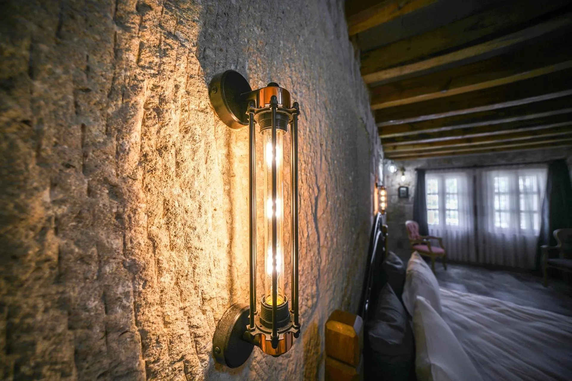 Bed in Caverna Hotel Premium Caves