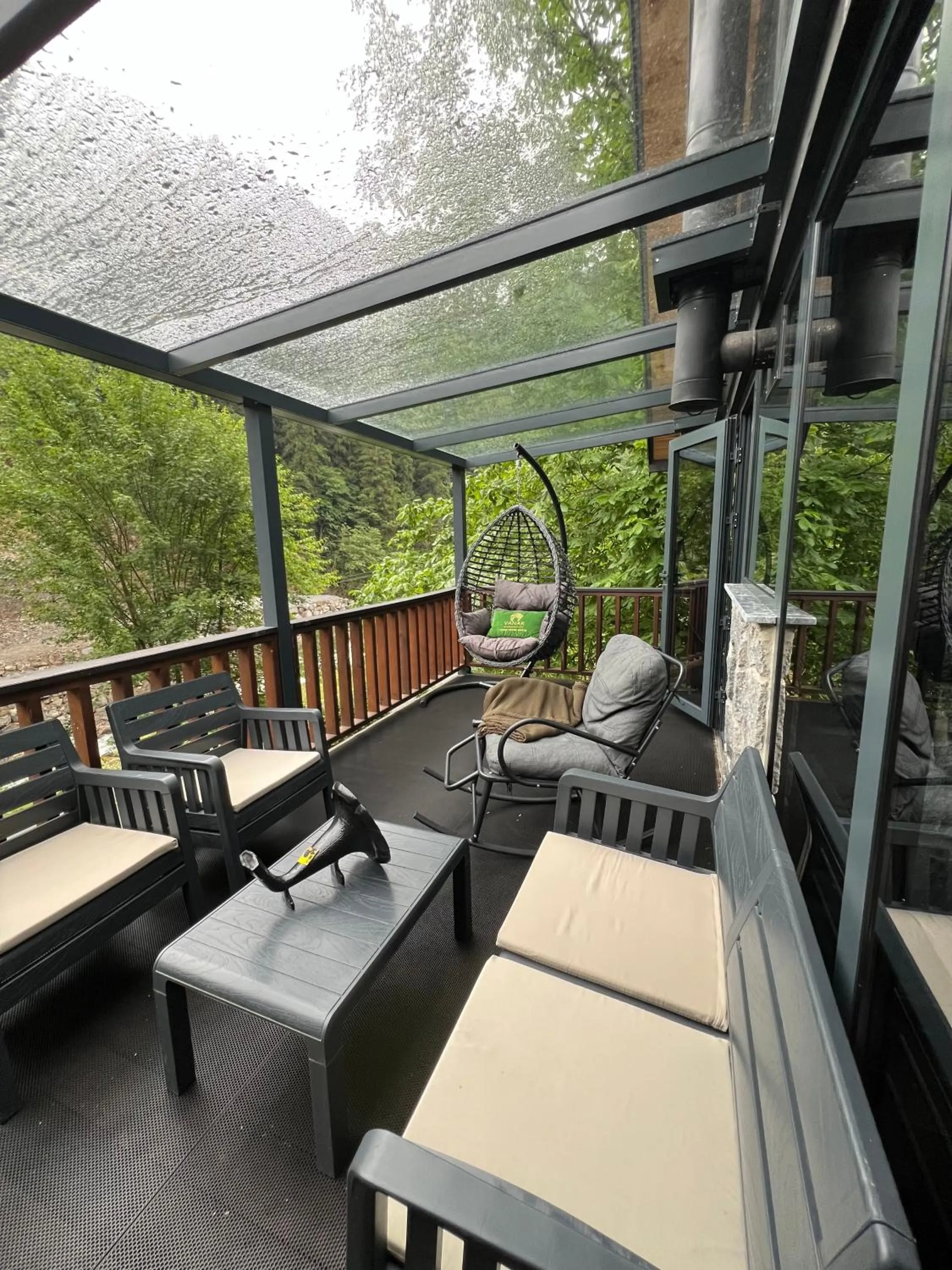 Patio in AYDER VANAK STONE SUİTES