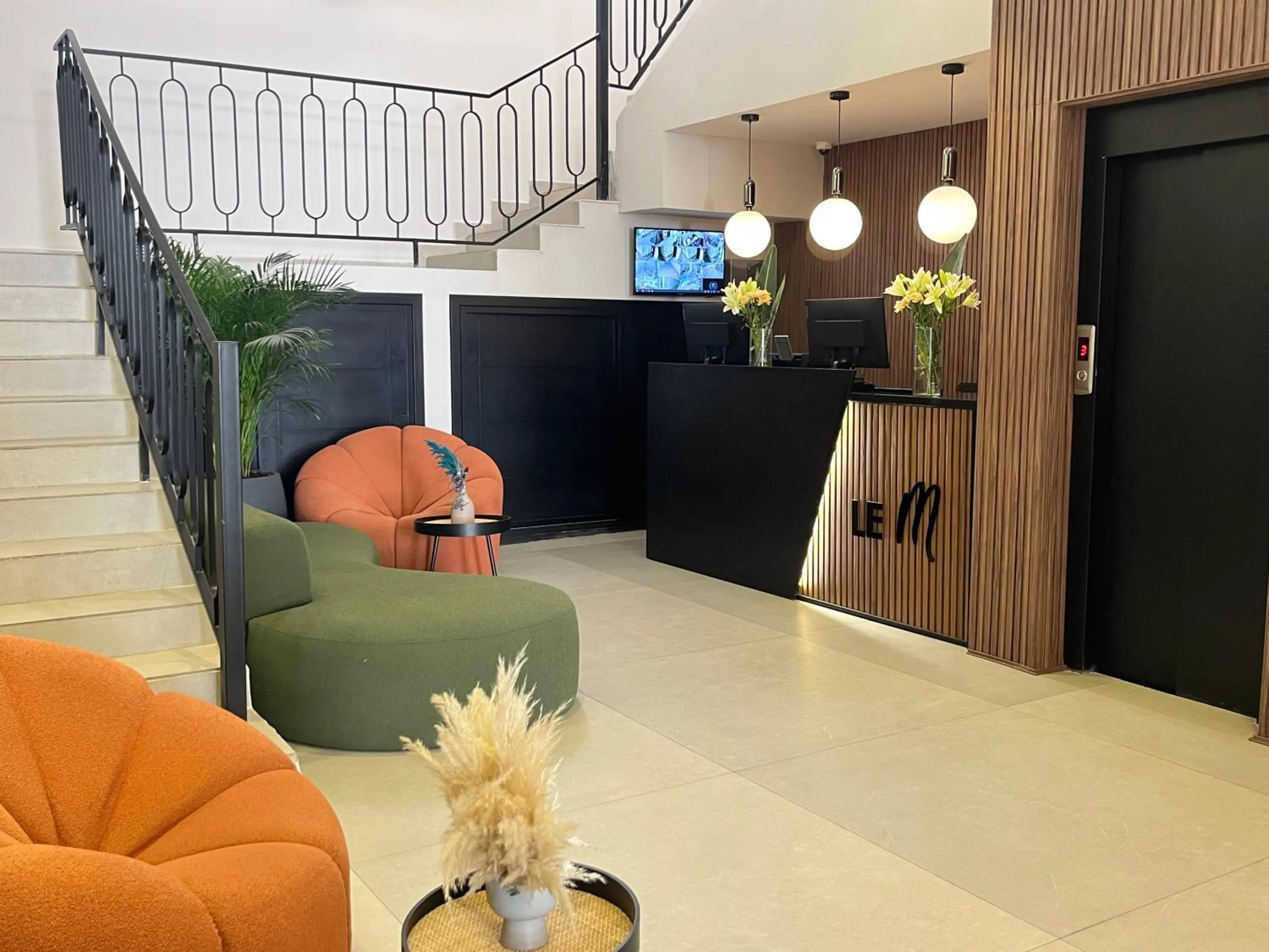 Lobby or reception in Le M Hôtel