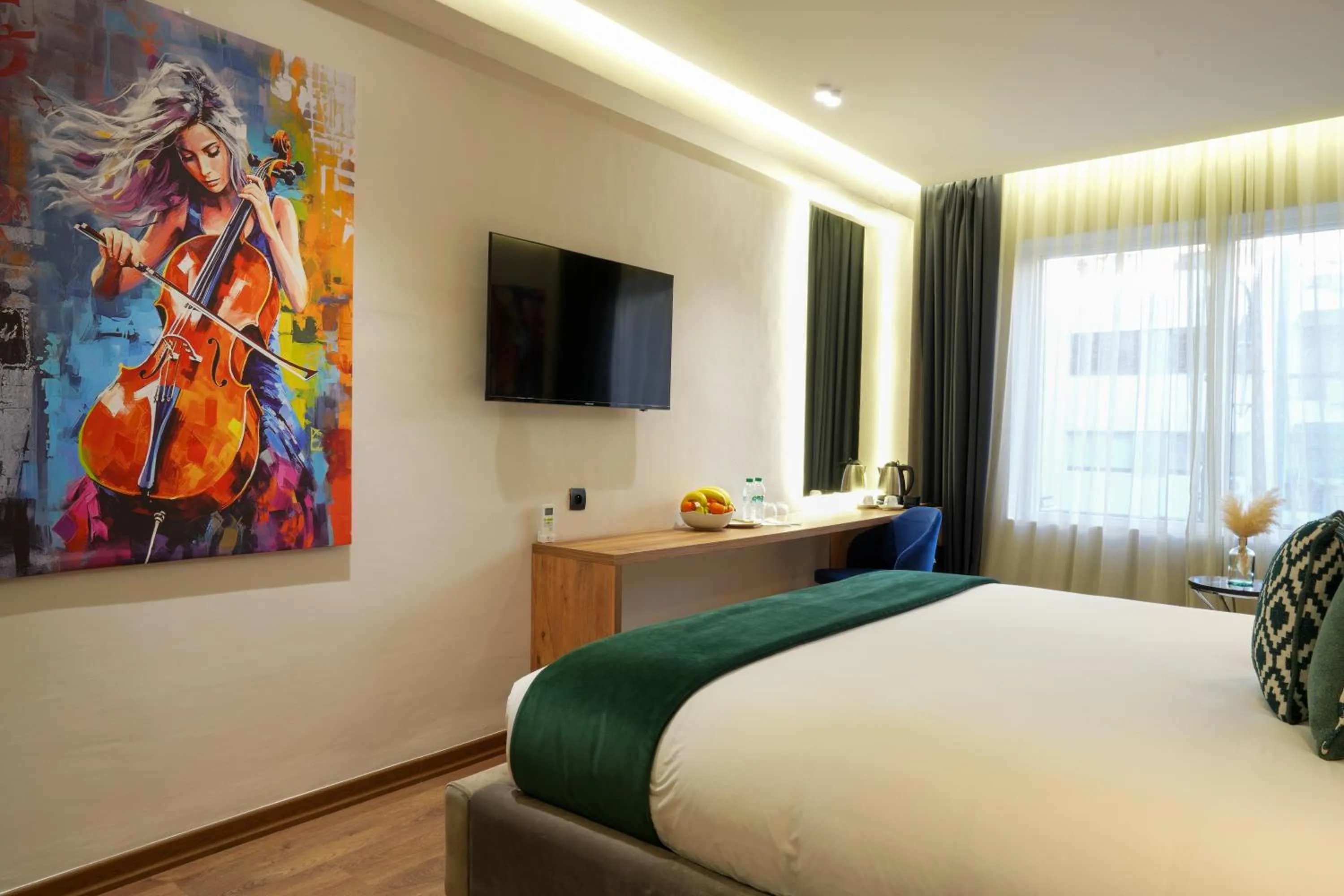 TV and multimedia, Bed in Le M Hôtel