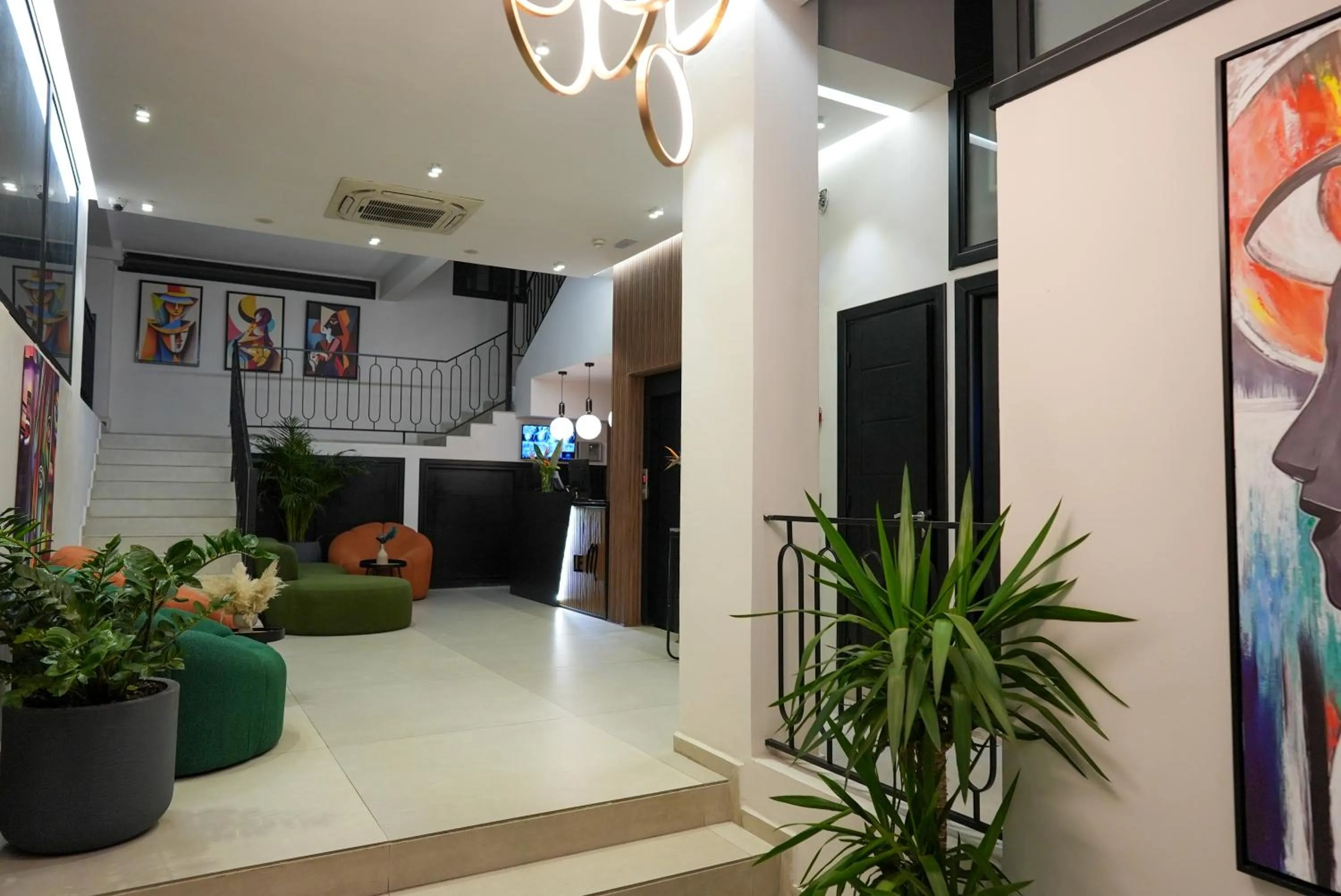 Lobby or reception in Le M Hôtel