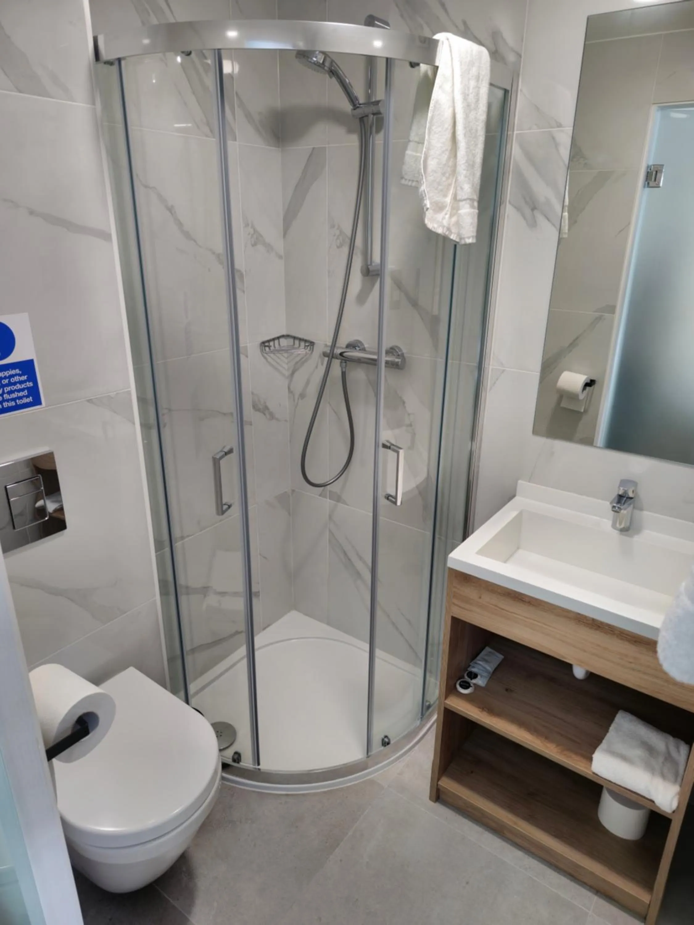 Shower in Homefield Lodge
