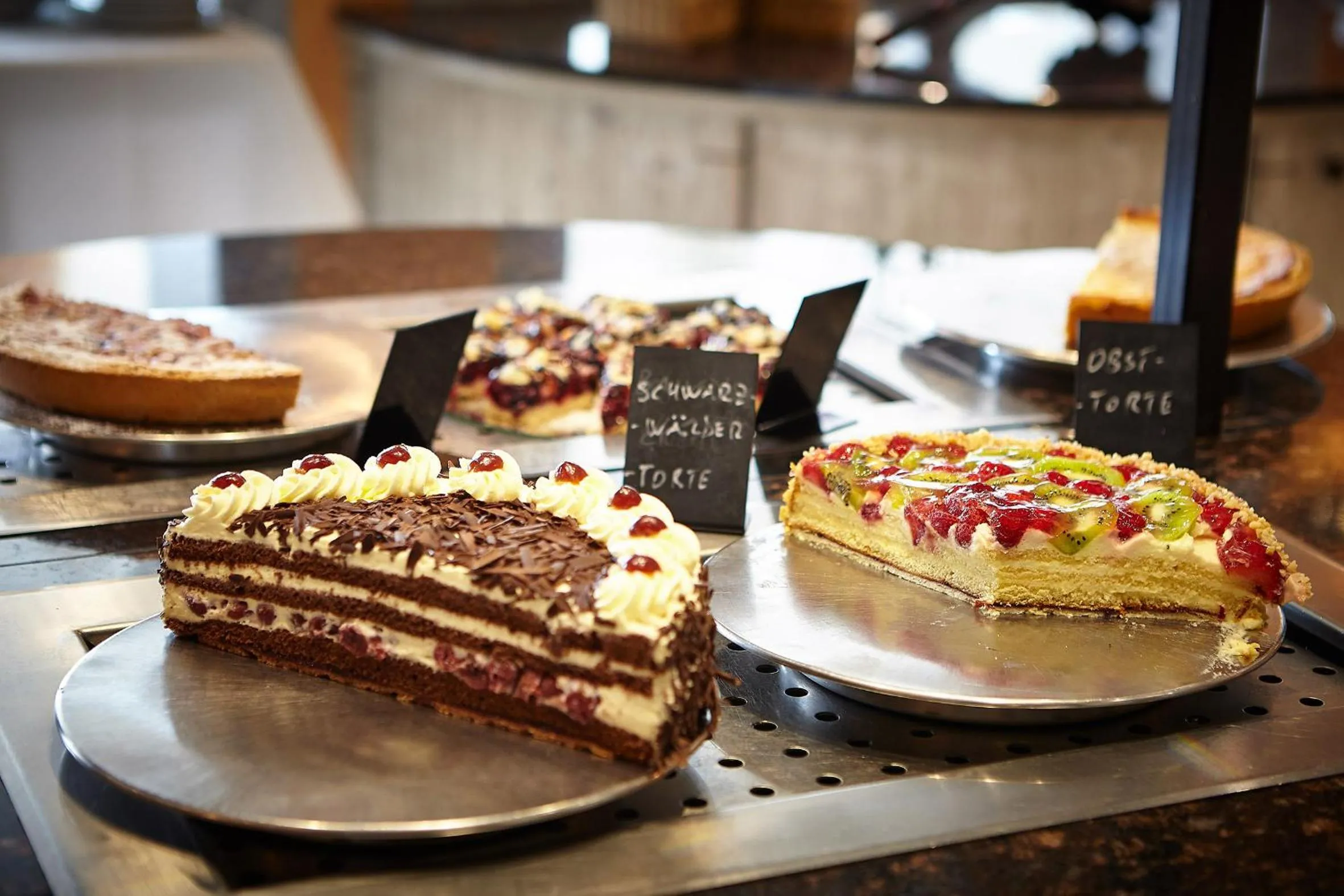 Restaurant/places to eat in Wellnesshotel Sonnenhalde Tonbach