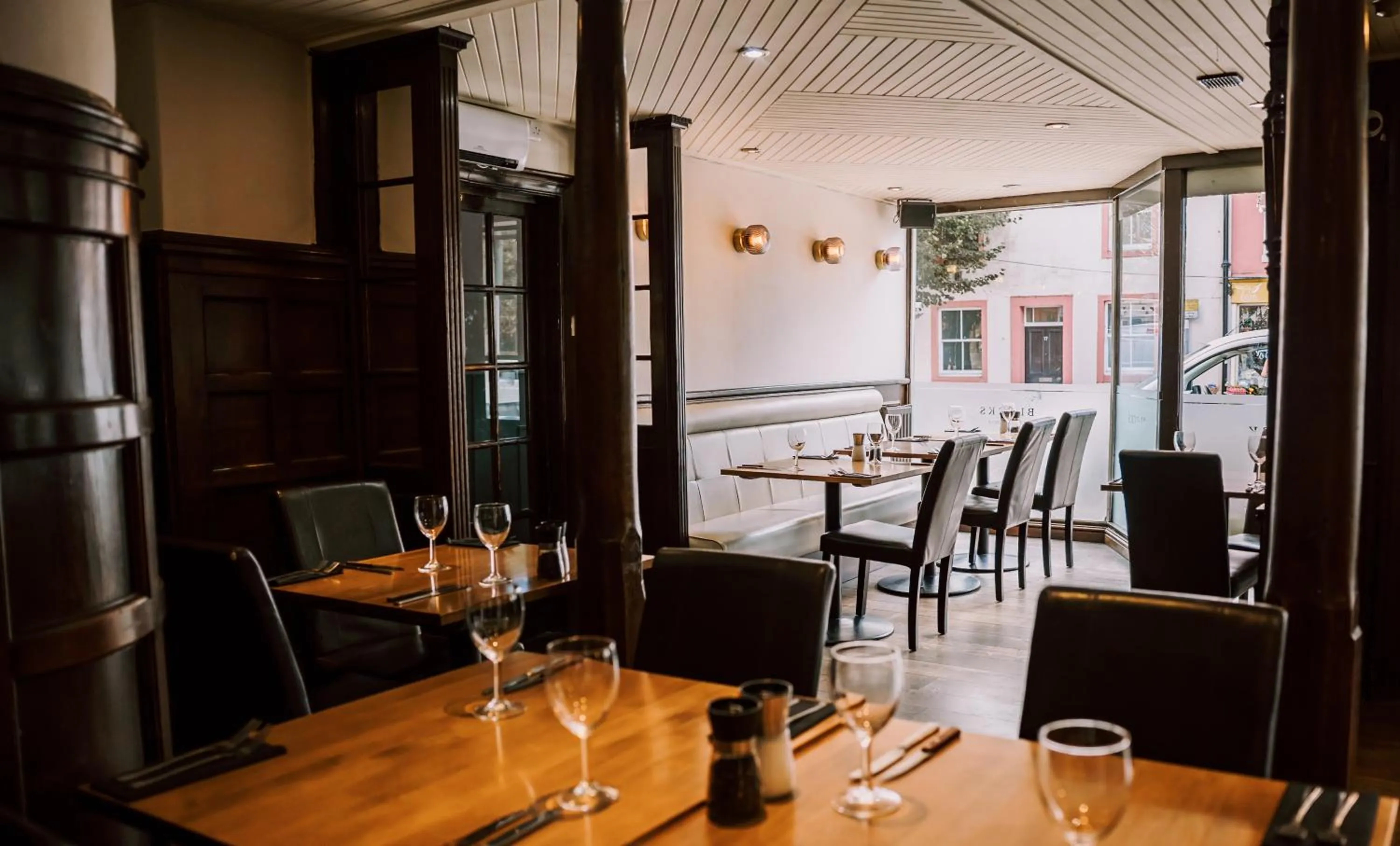 Restaurant/places to eat in Allerdale Court Hotel