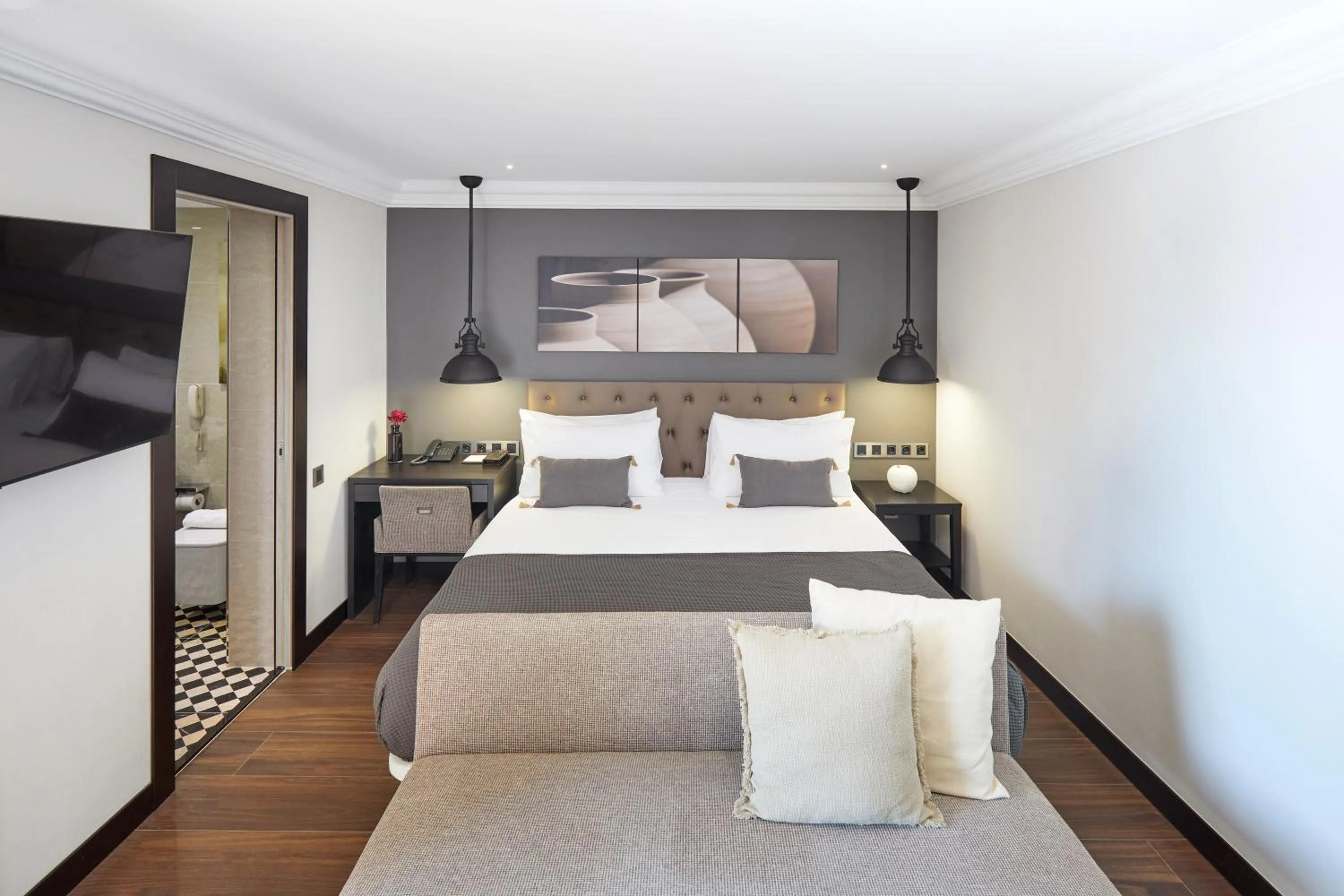 Bed in Hotel Cortes Rambla