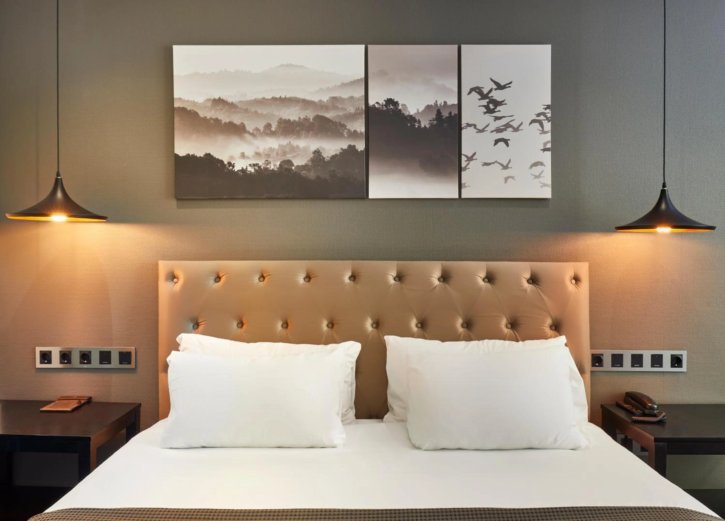 Bed in Hotel Cortes Rambla