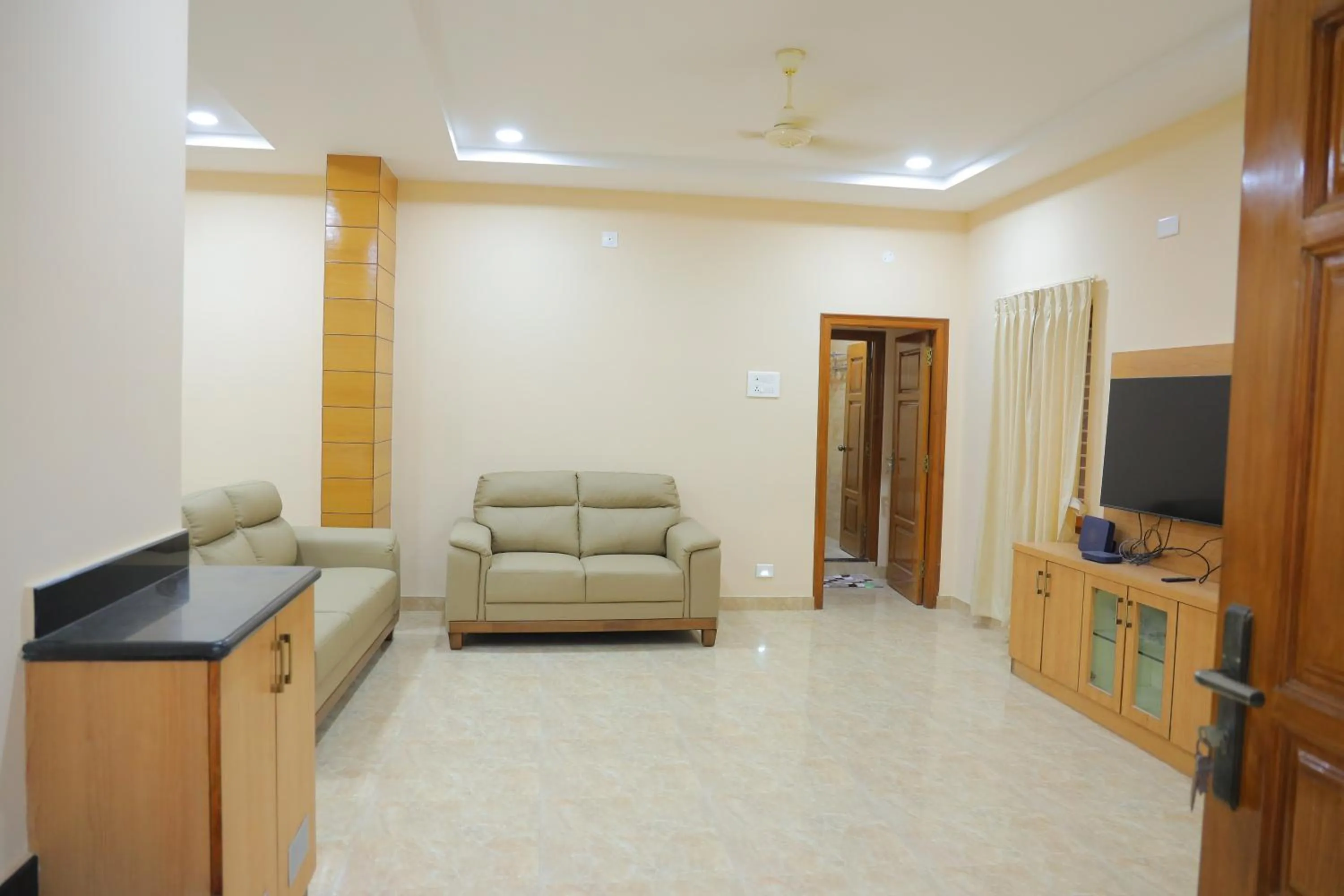 TV and multimedia in Padma Homes Stay- Luxury Service Apartment 1BHK & 2BHK & 3BHK