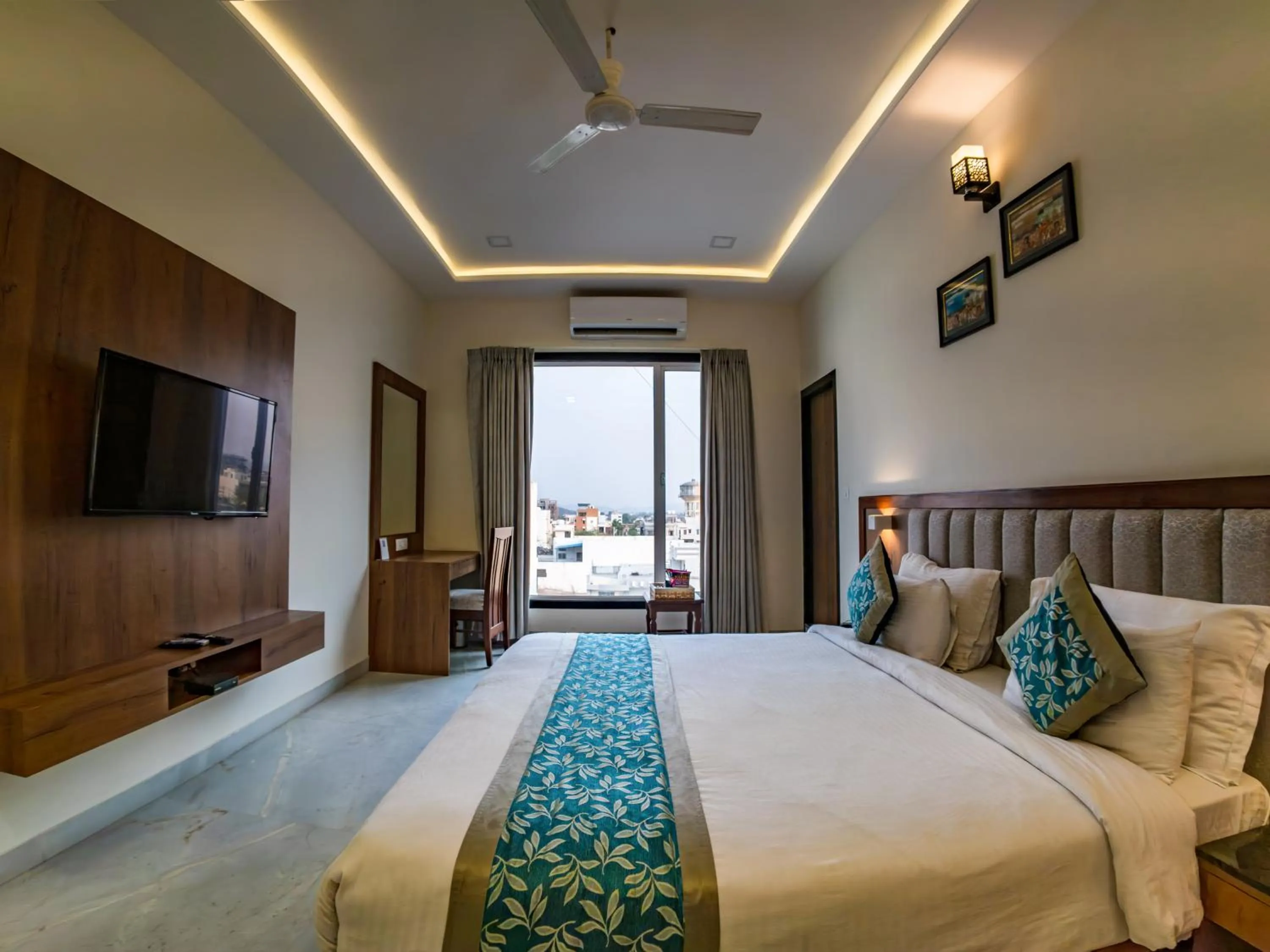 Bedroom, Bed in RABBIT RATNAM -By Udaipur Hotels