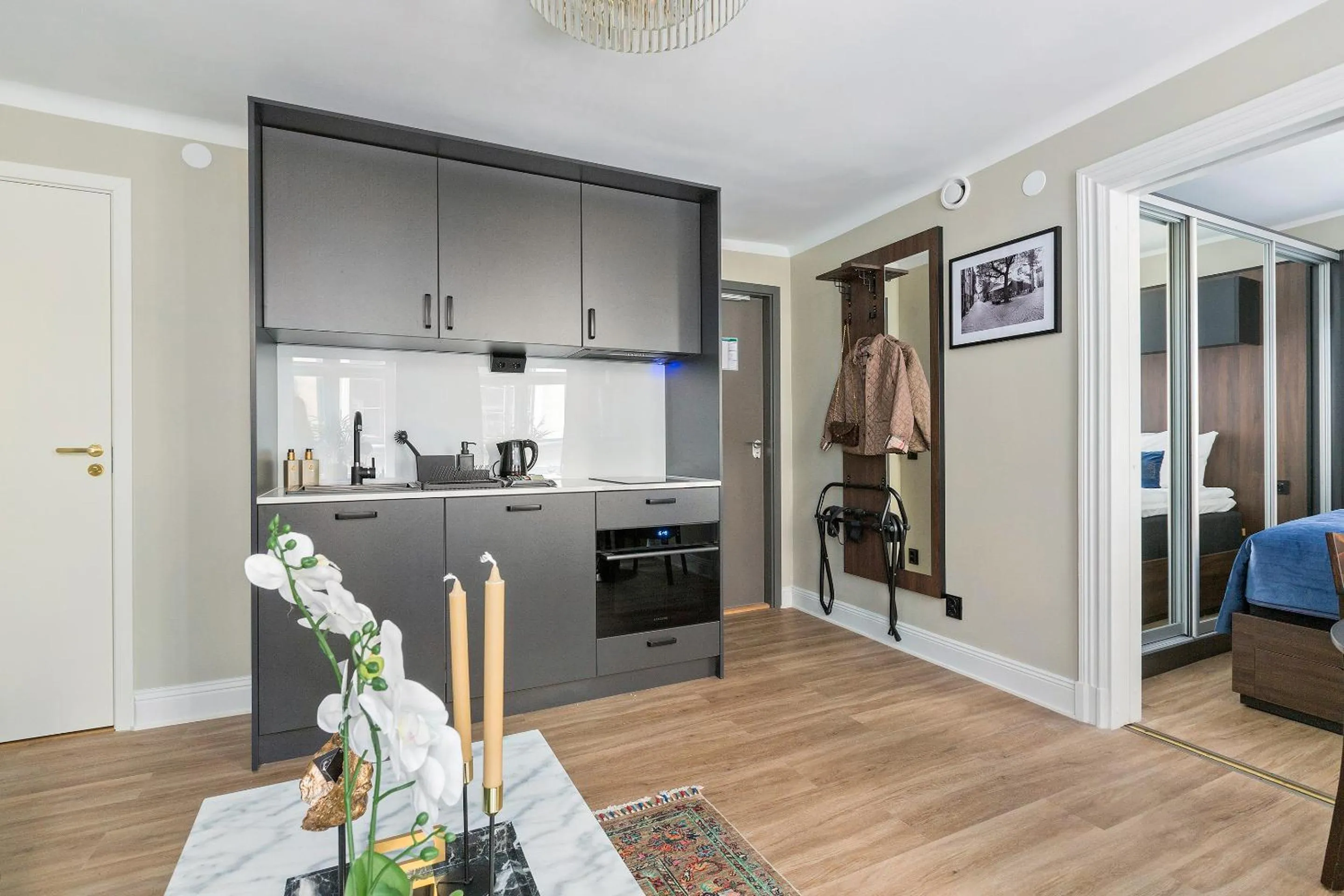 At Old Town Aparthotel