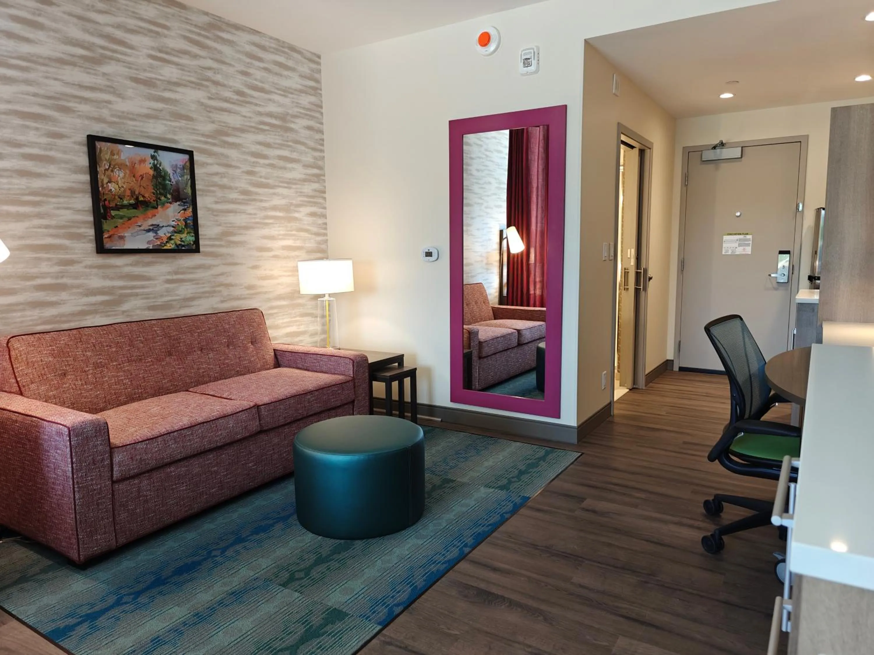 Seating area in Home2 Suites By Hilton Bristol