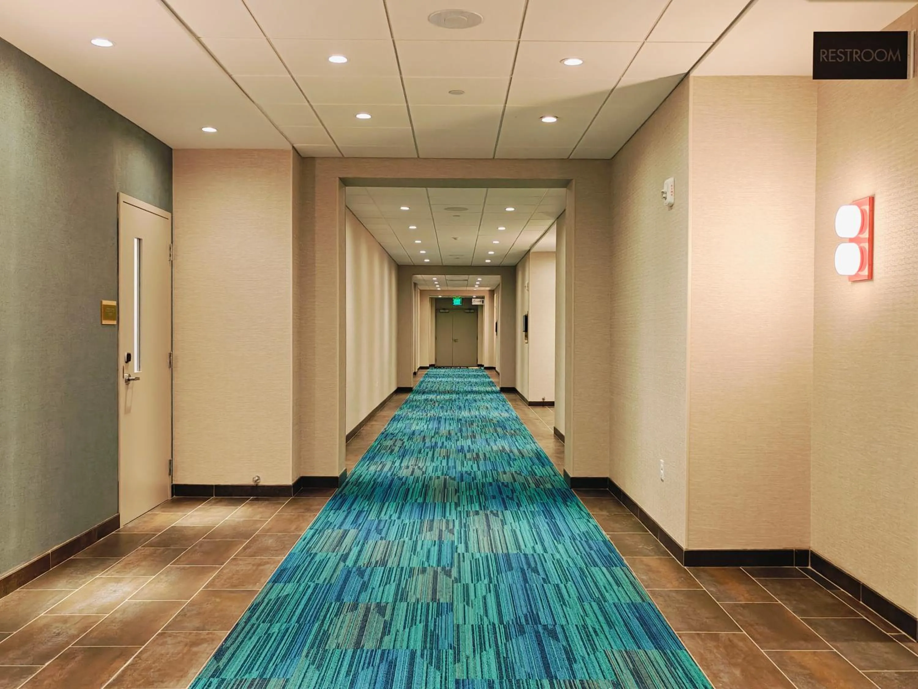 Property building in Home2 Suites By Hilton Bristol