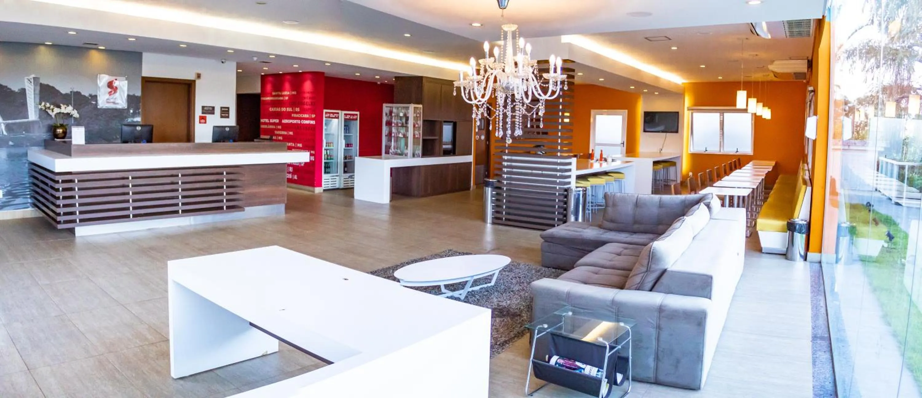 Communal lounge/ TV room in VOA Business Supreme Choice Confins