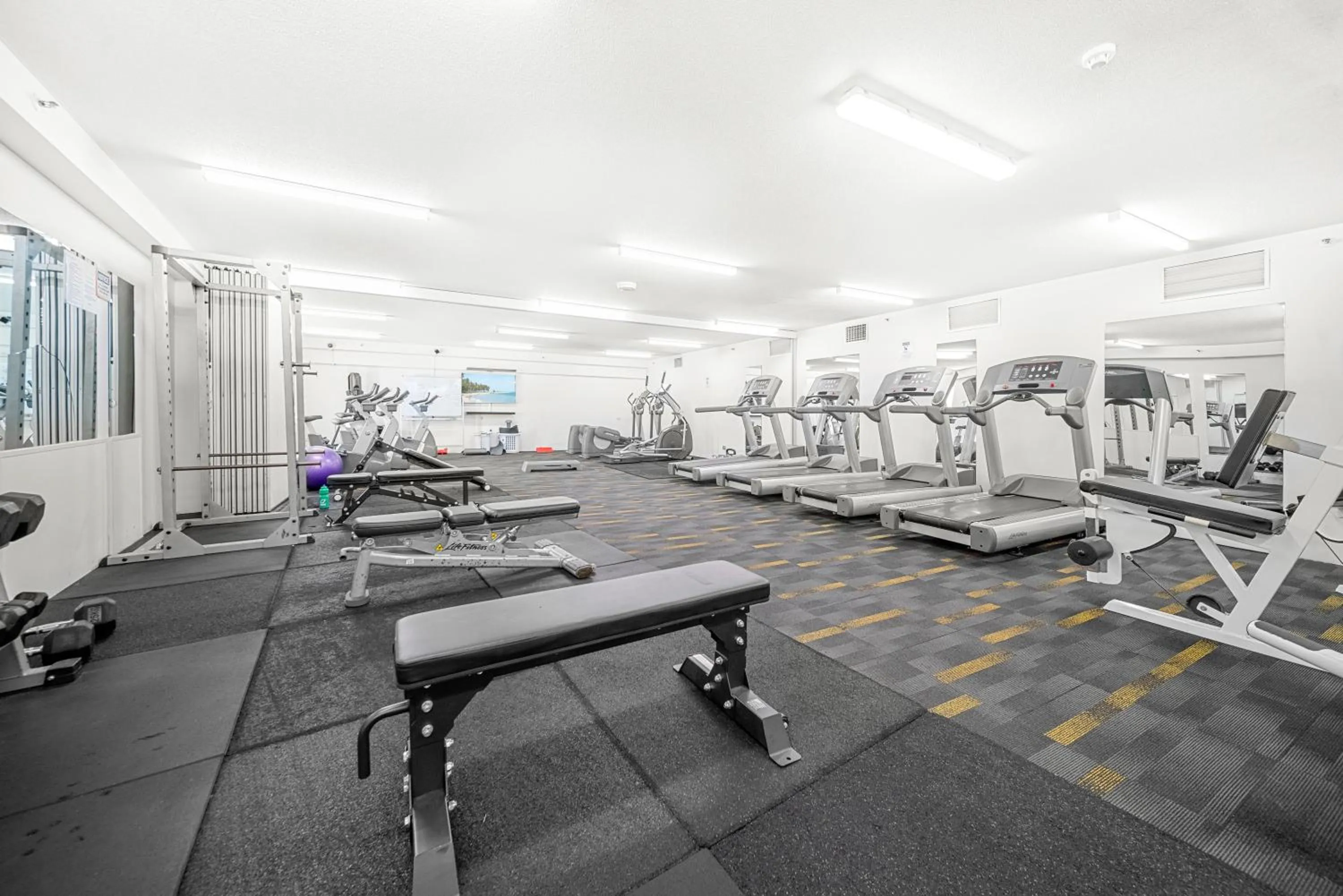 Fitness centre/facilities in Oxygen Apartments