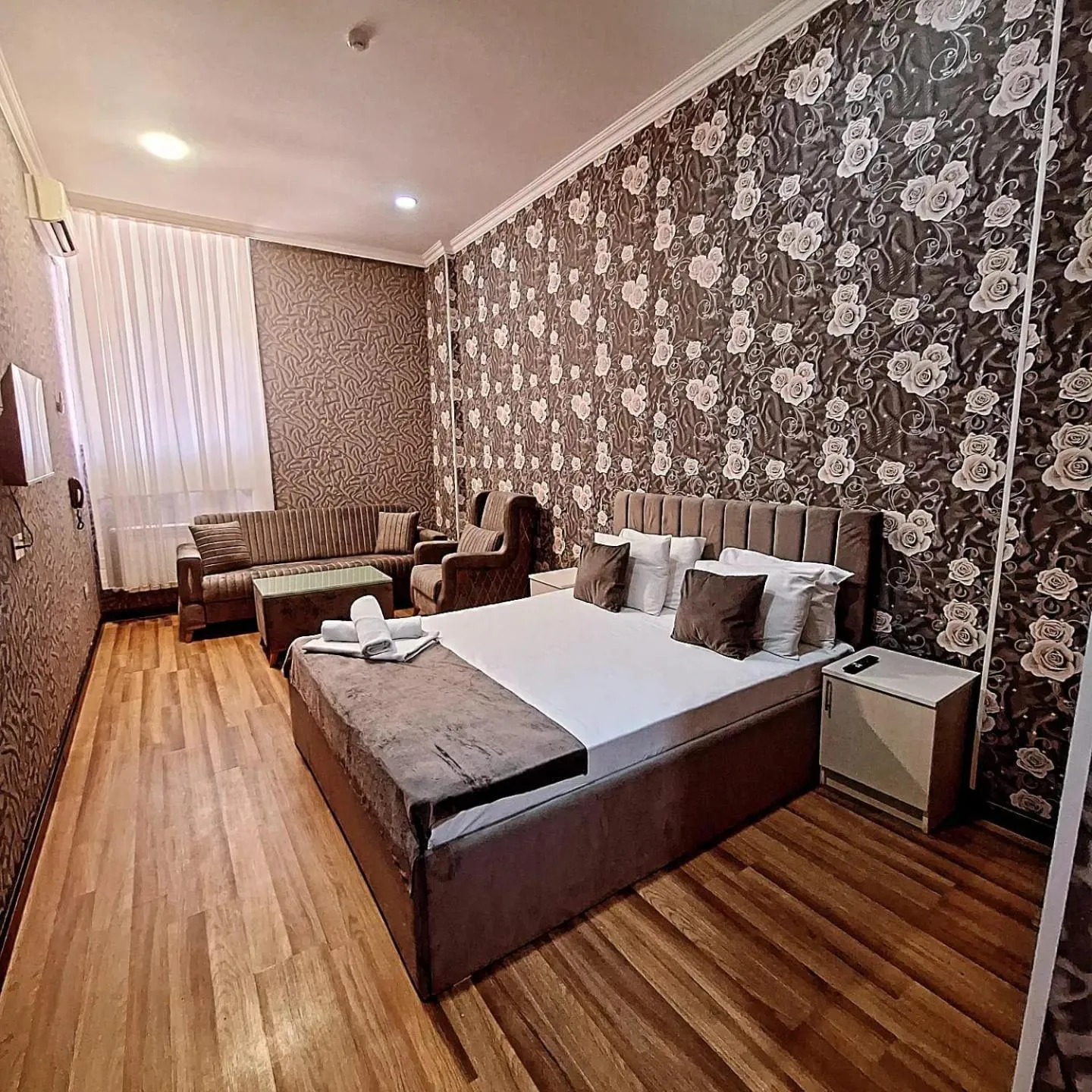 Photo of the whole room, Bed in Nord West Hotel