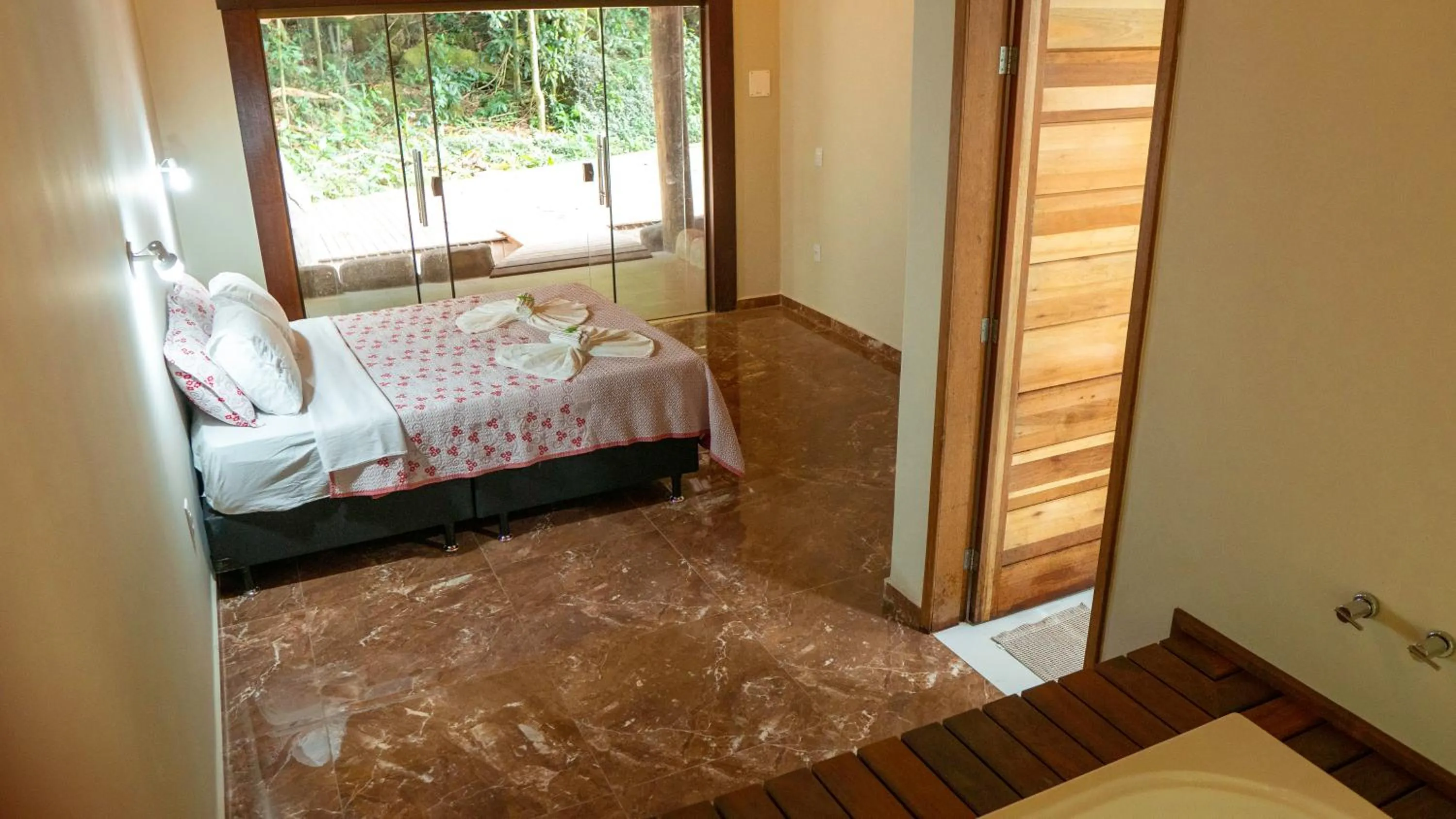 Bed in Praia da Crena