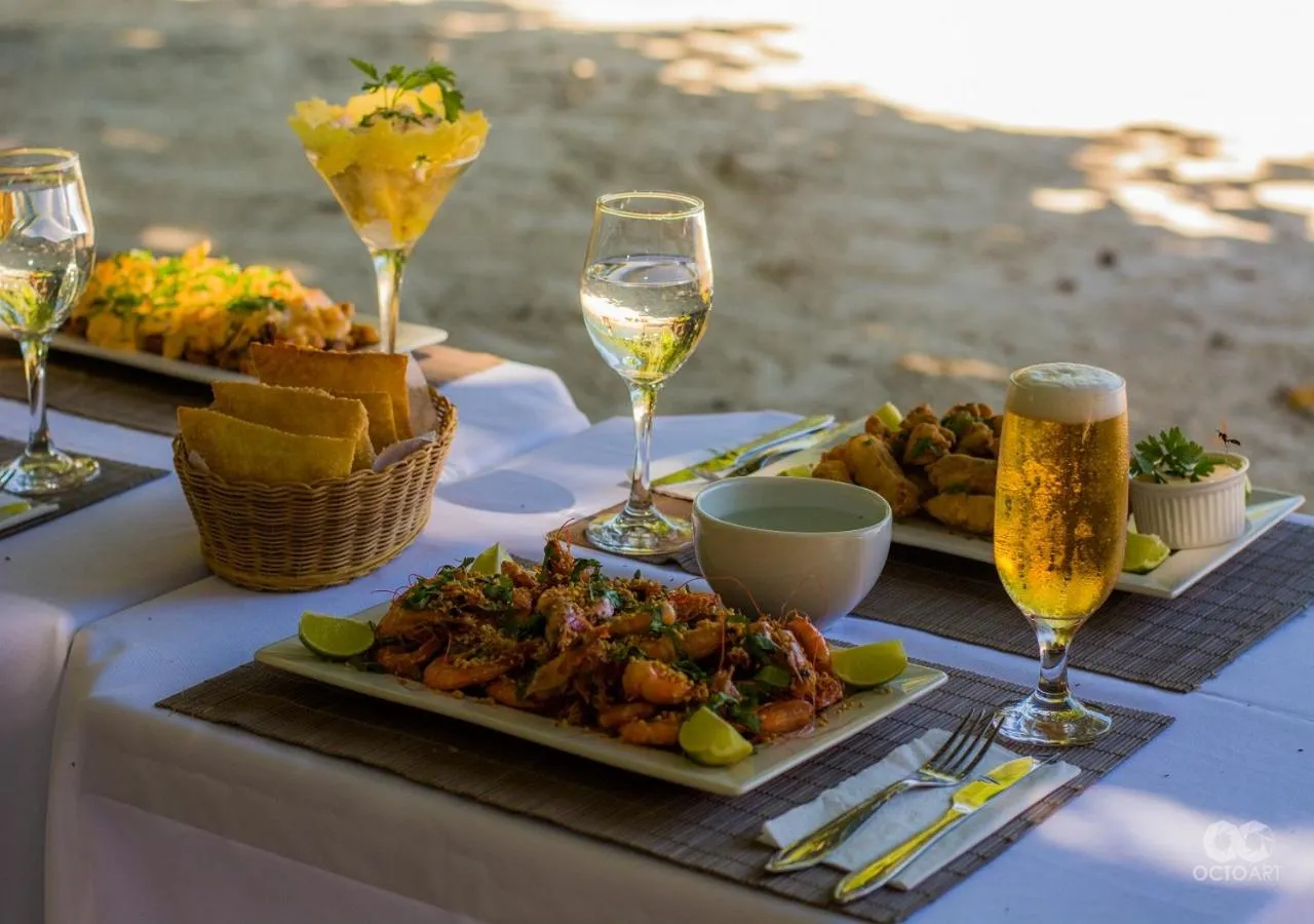 Restaurant/places to eat in Praia da Crena