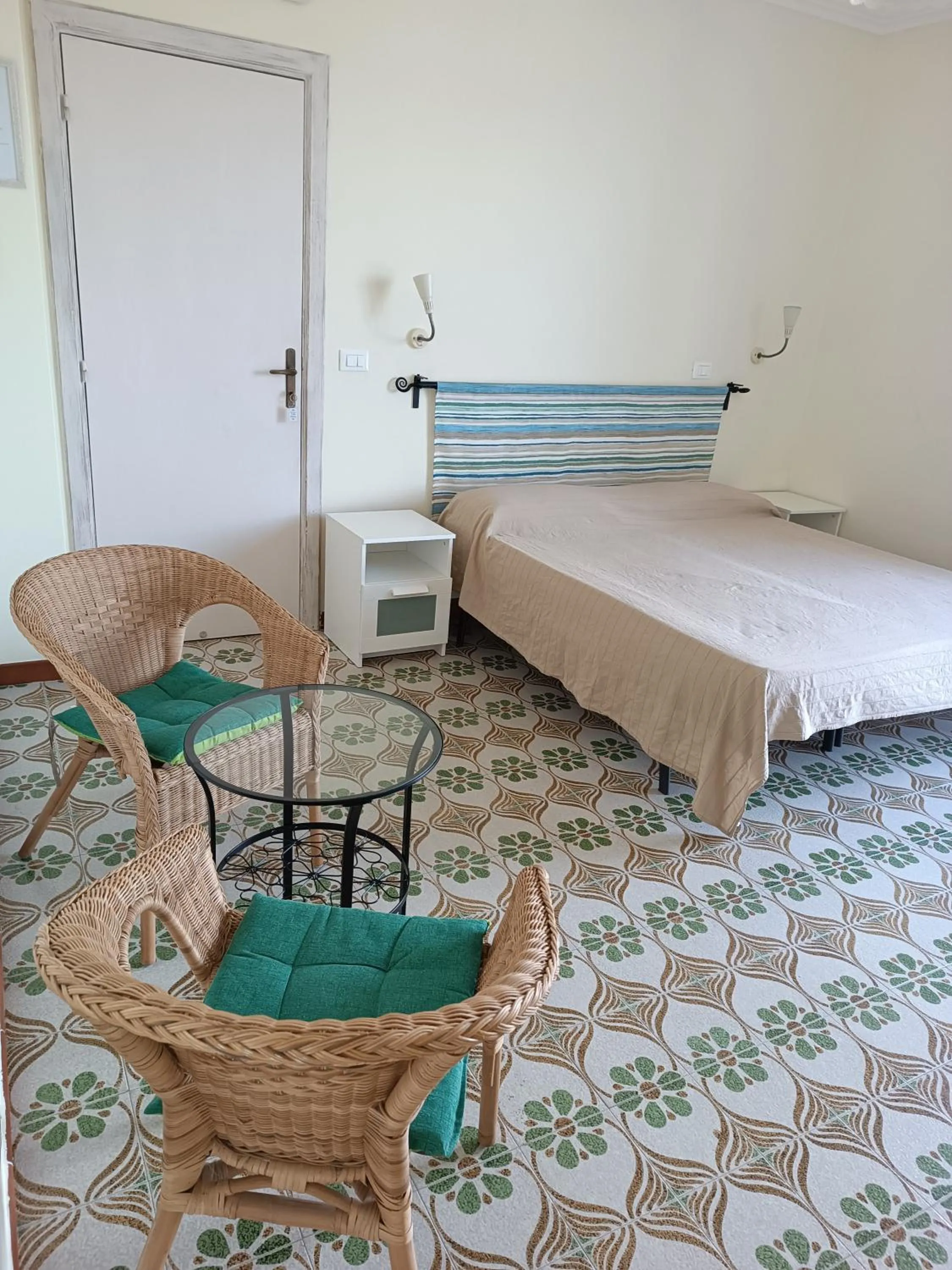 Bed in Villa Olivia Residence Ischia - Monolocali e Bilocali nel Verde con Piscine e Vista Mare