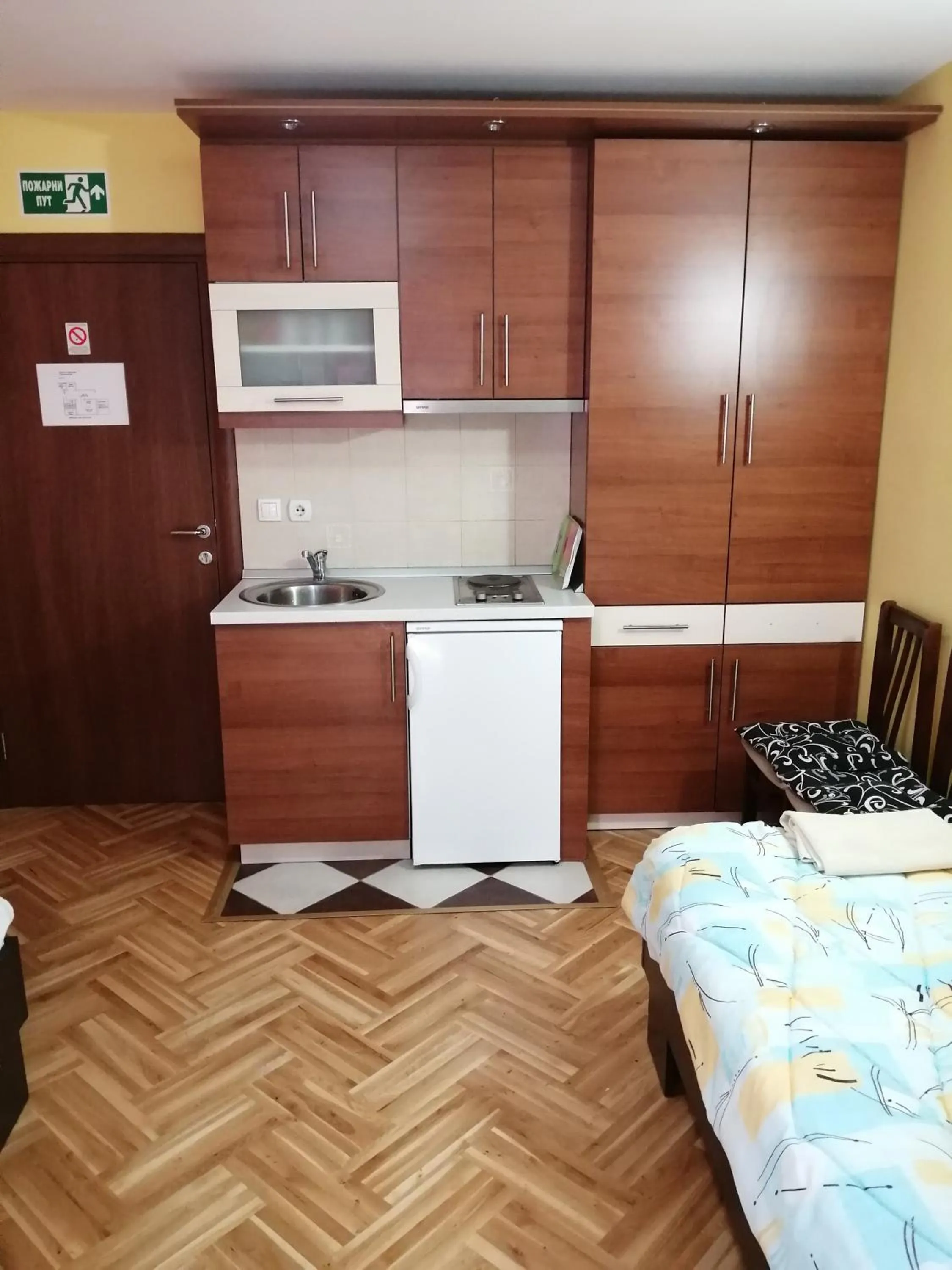 Bed in Apartments Bella Mare Belgrade