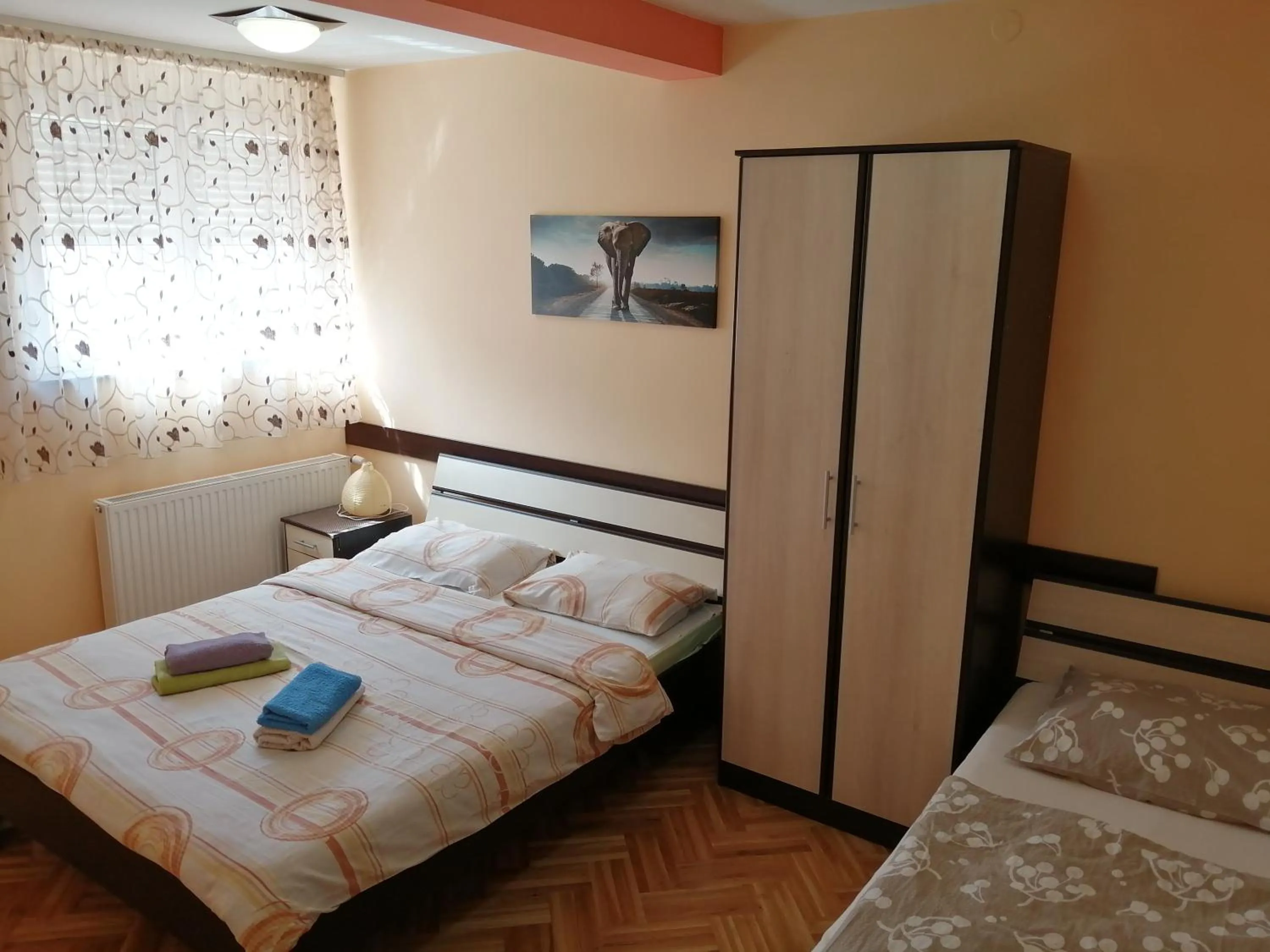 Bed in Apartments Bella Mare Belgrade