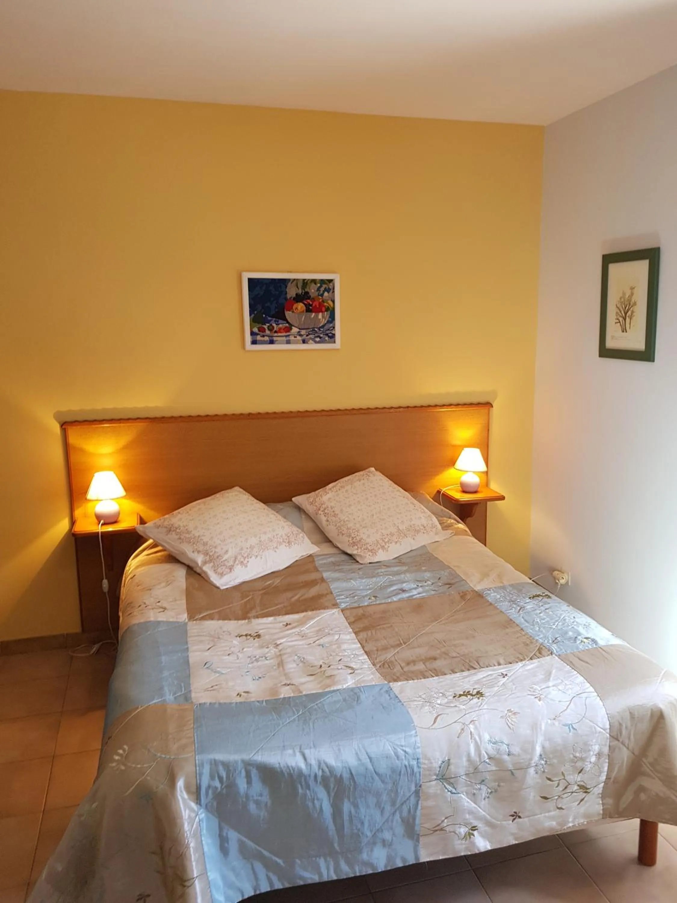 Bed in Chambre d'Hôte "Chez Antoinette et Charles"