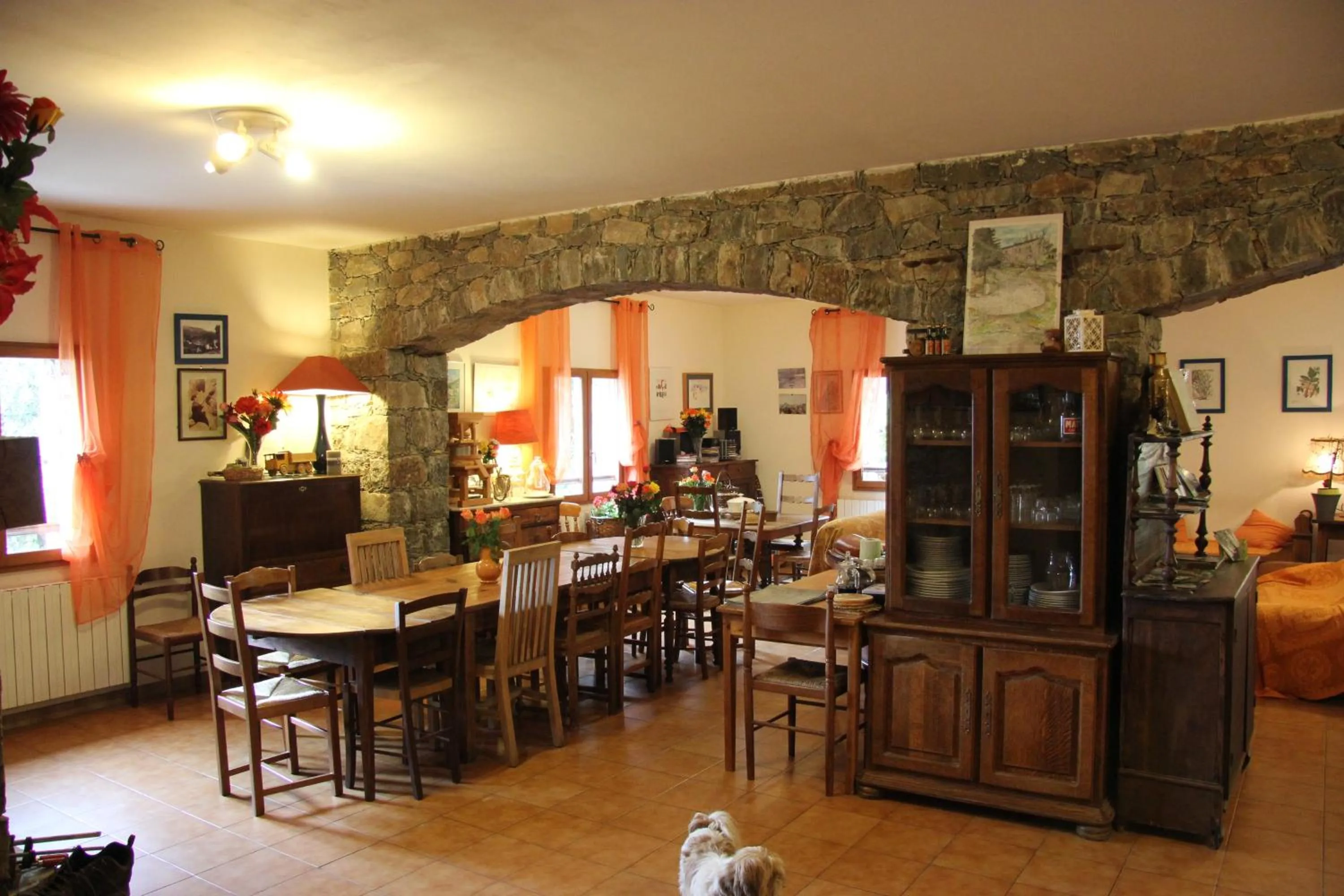 Lounge or bar in Chambre d'Hôte "Chez Antoinette et Charles"