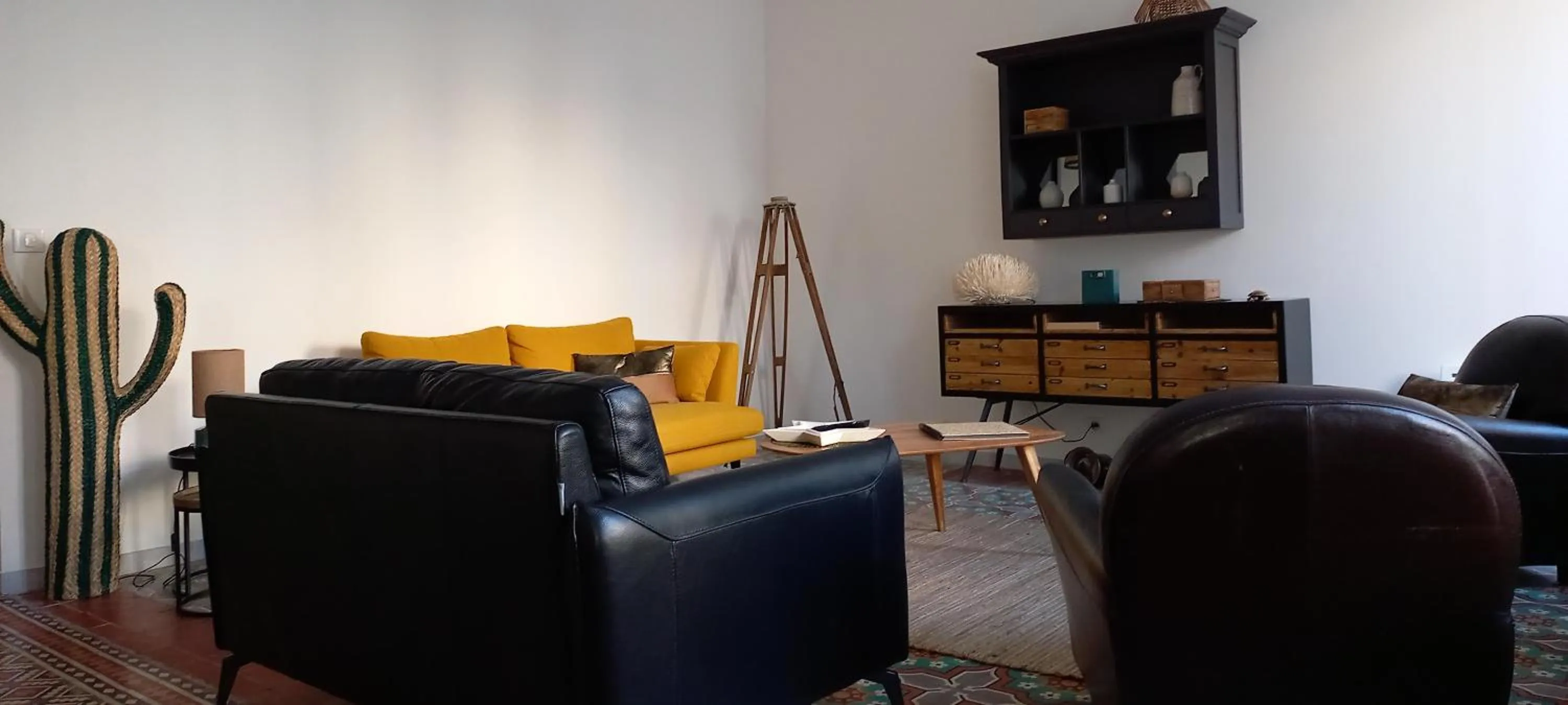 Property building in La maison de Malaurie